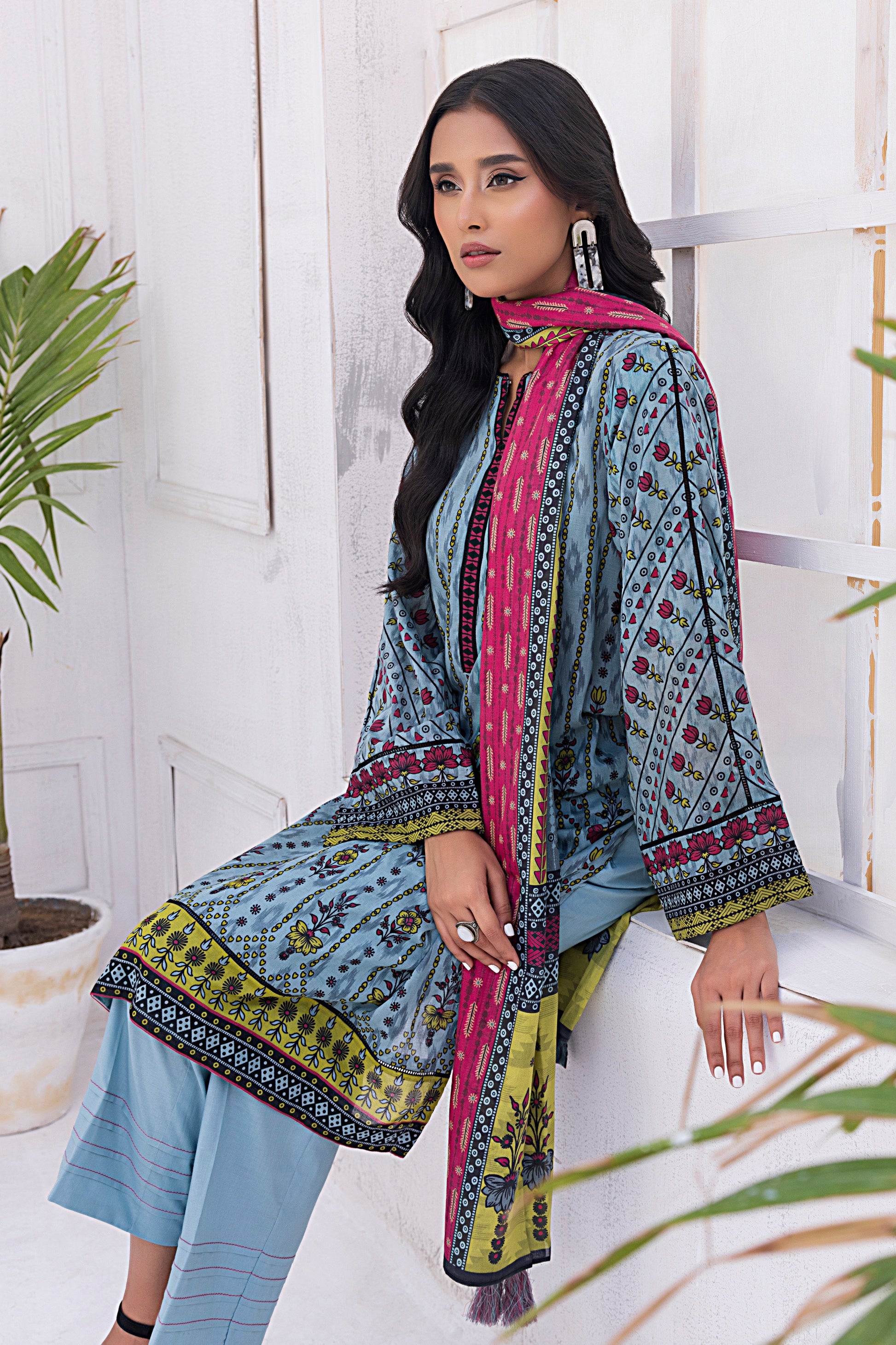 LSM | Winter Marina 24 | 0062 - Official LSM stockist in UK - Sakeena London