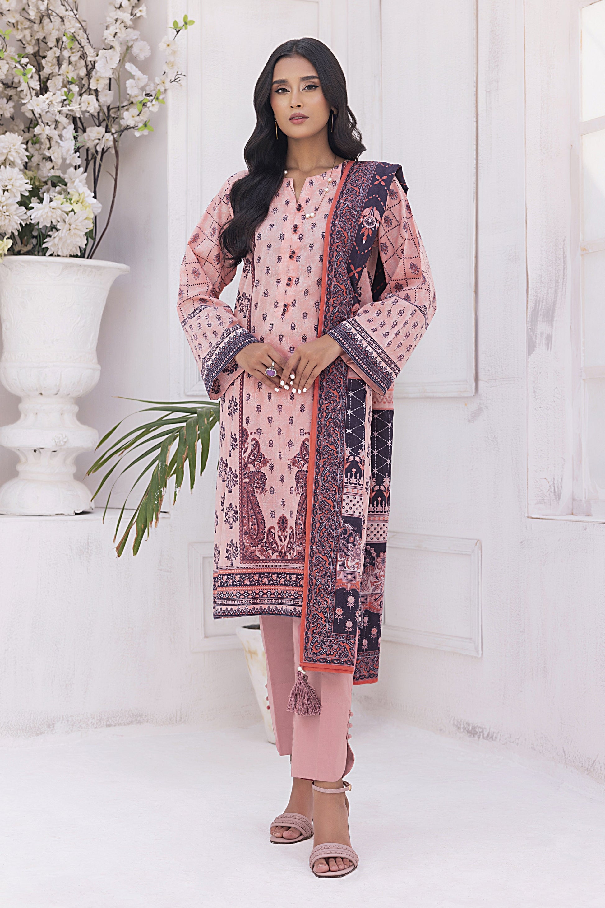 LSM | Winter Marina 24 | 0003 - Official LSM stockist in UK - Sakeena London