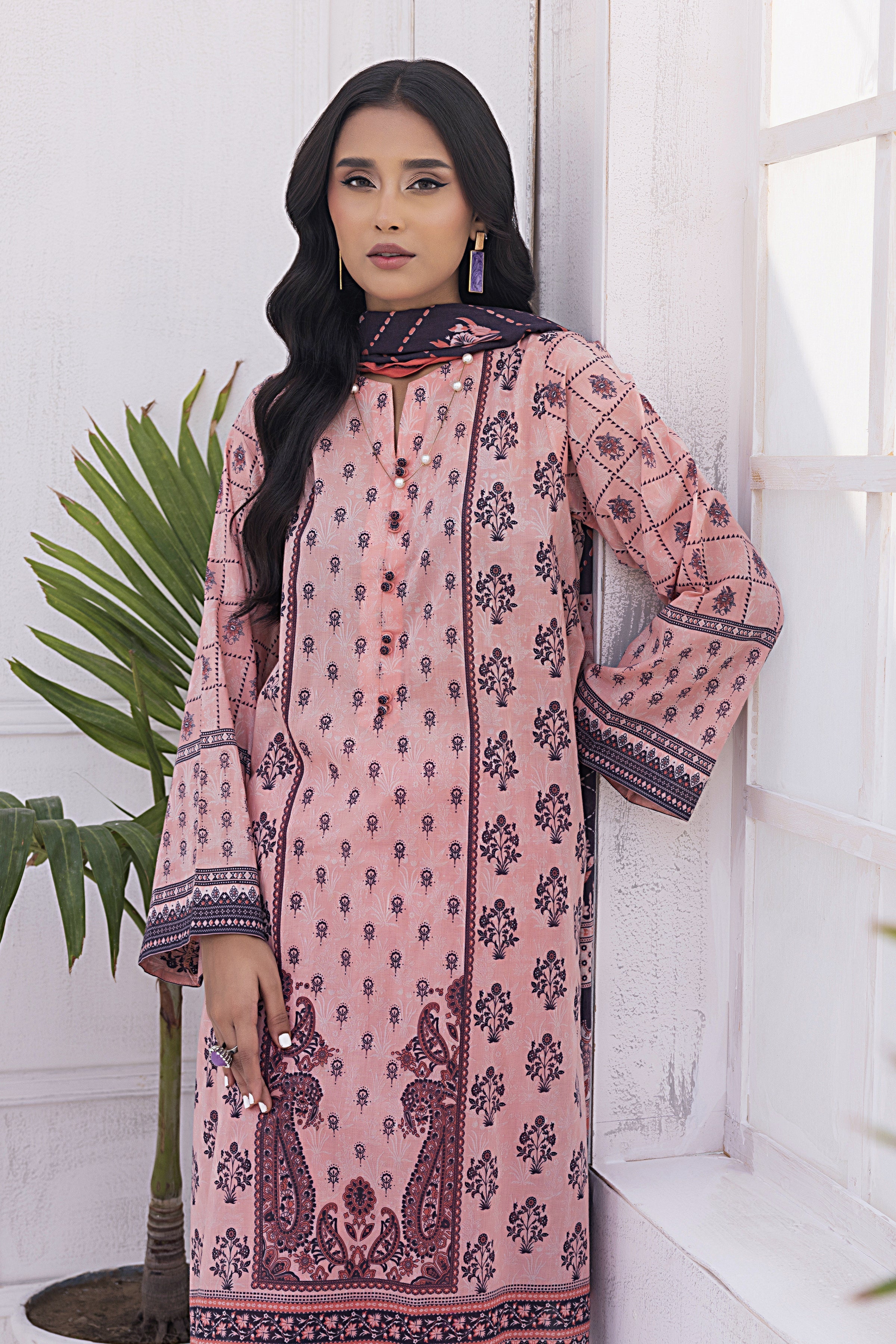 LSM | Winter Marina 24 | 0003 - Official LSM stockist in UK - Sakeena London