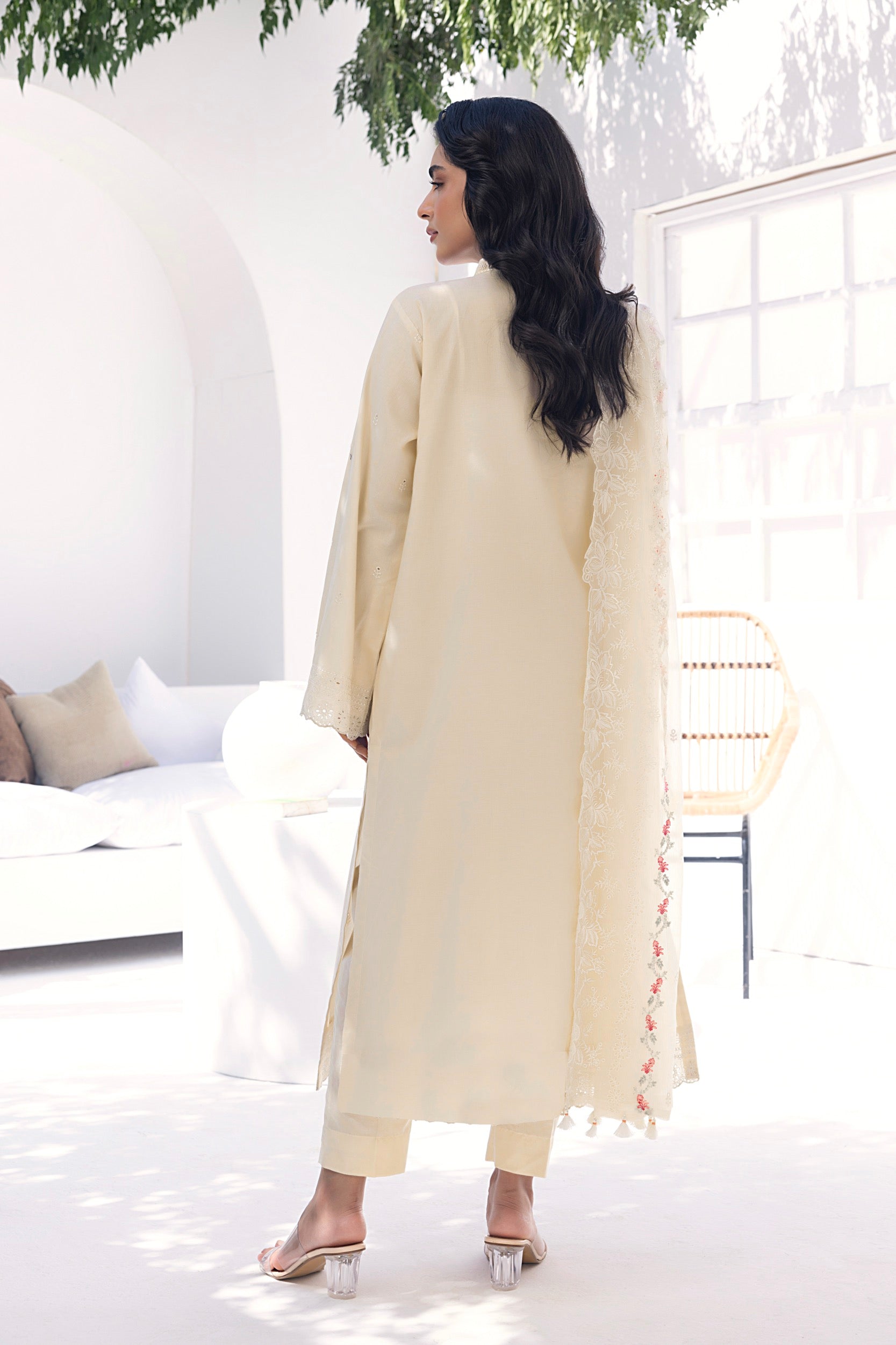 LSM | Winter Marina 24 | 0203 - Official LSM stockist in UK - Sakeena London