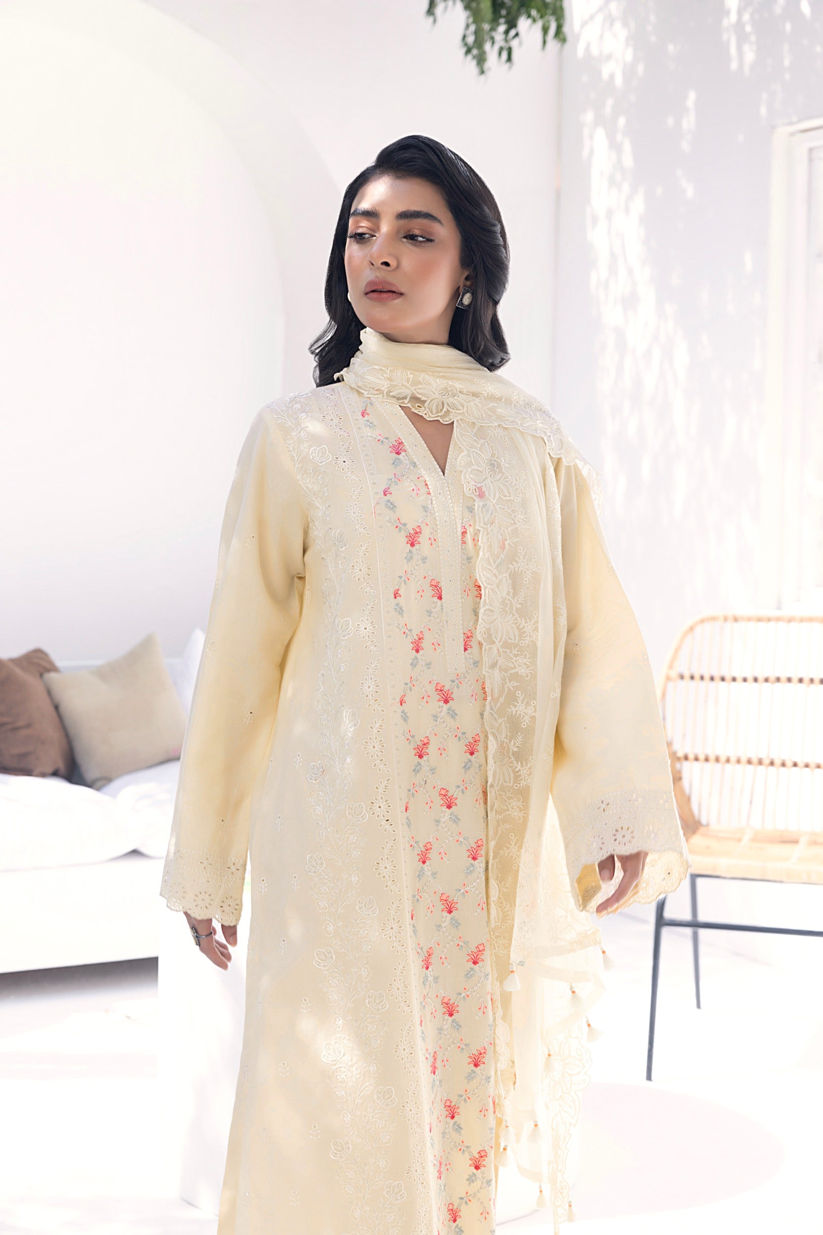 LSM | Winter Marina 24 | 0203 - Official LSM stockist in UK - Sakeena London