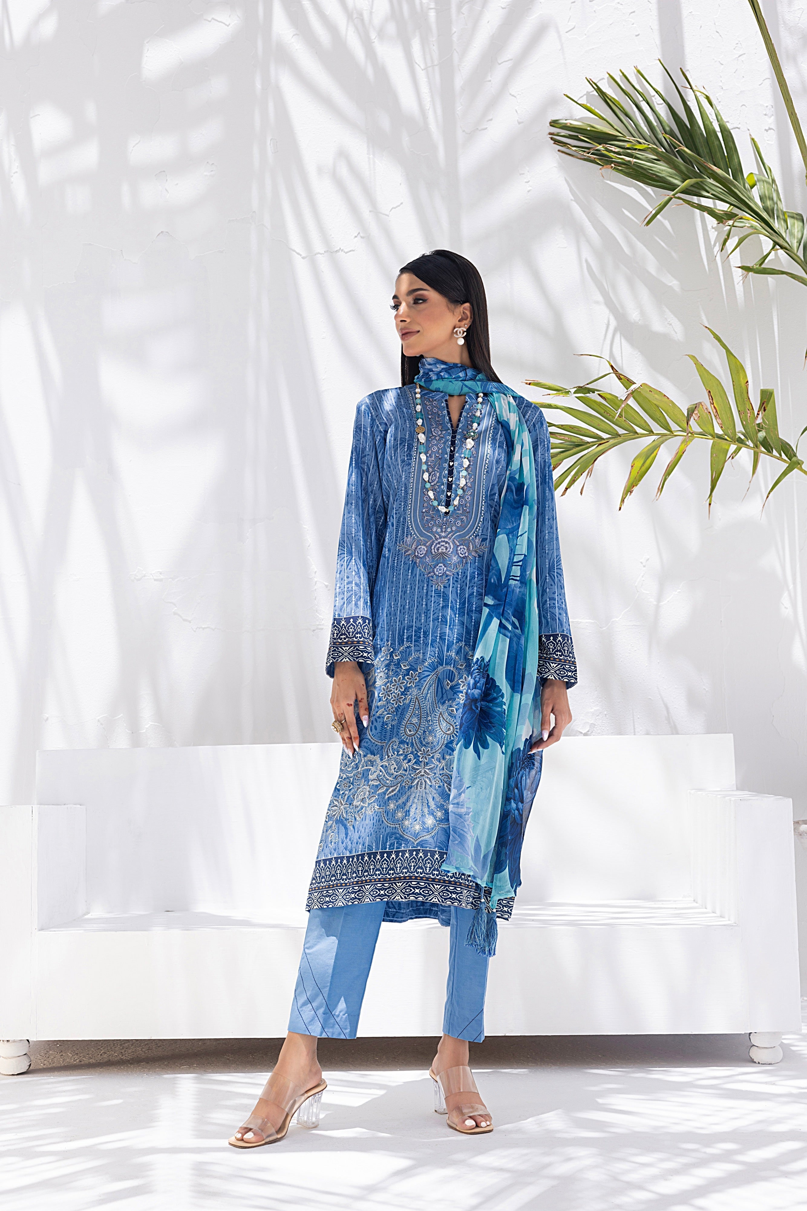 LSM | Winter Marina 24 | 0101 - Official LSM stockist in UK - Sakeena London
