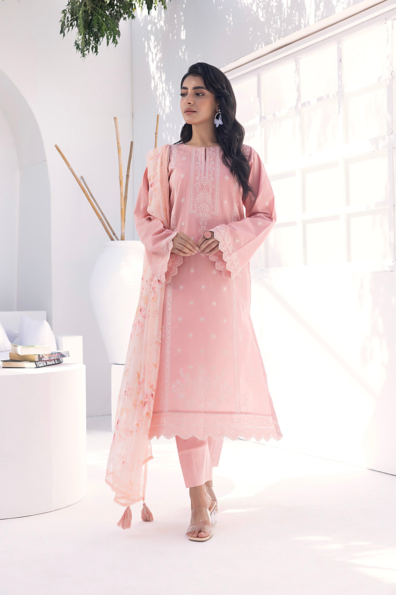LSM | Winter Marina 24 | 0204 - Official LSM stockist in UK - Sakeena London