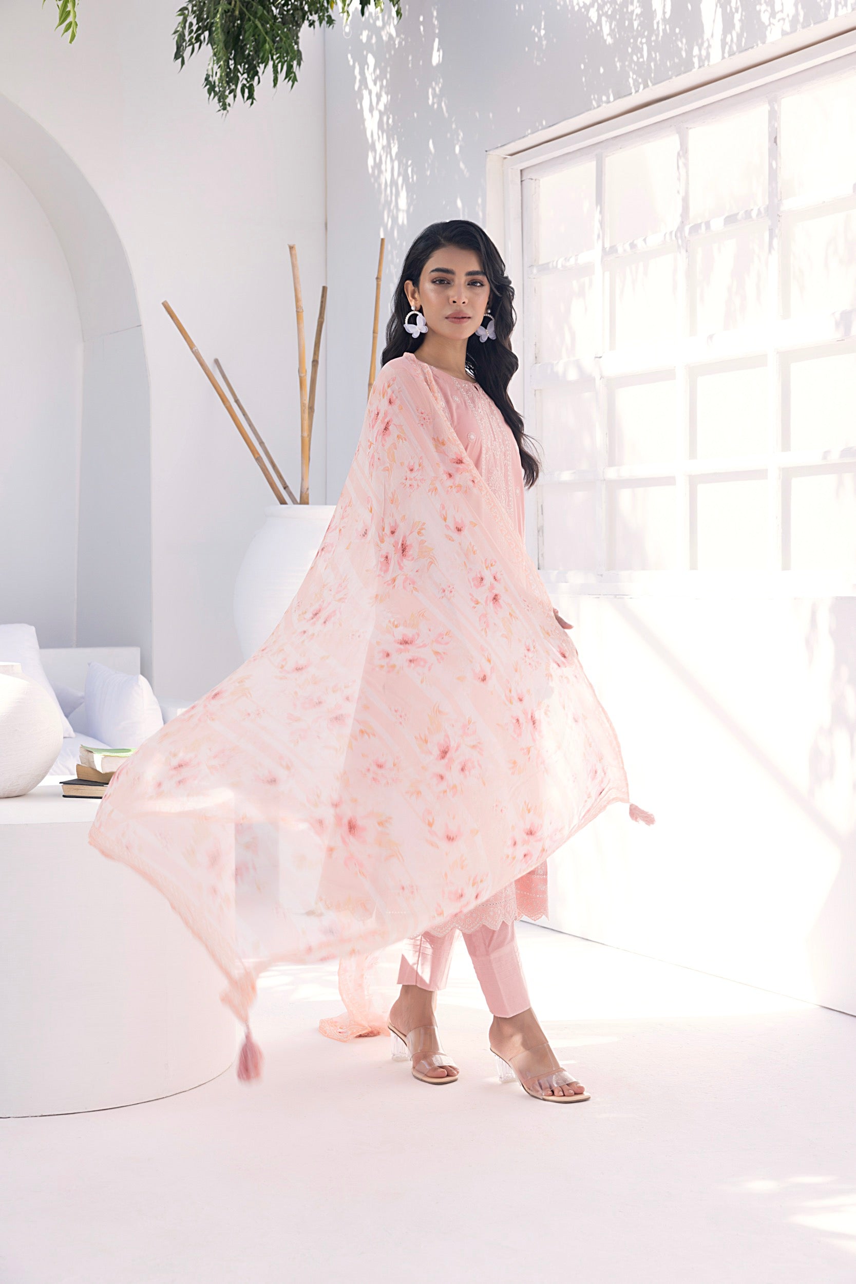 LSM | Winter Marina 24 | 0204 - Official LSM stockist in UK - Sakeena London