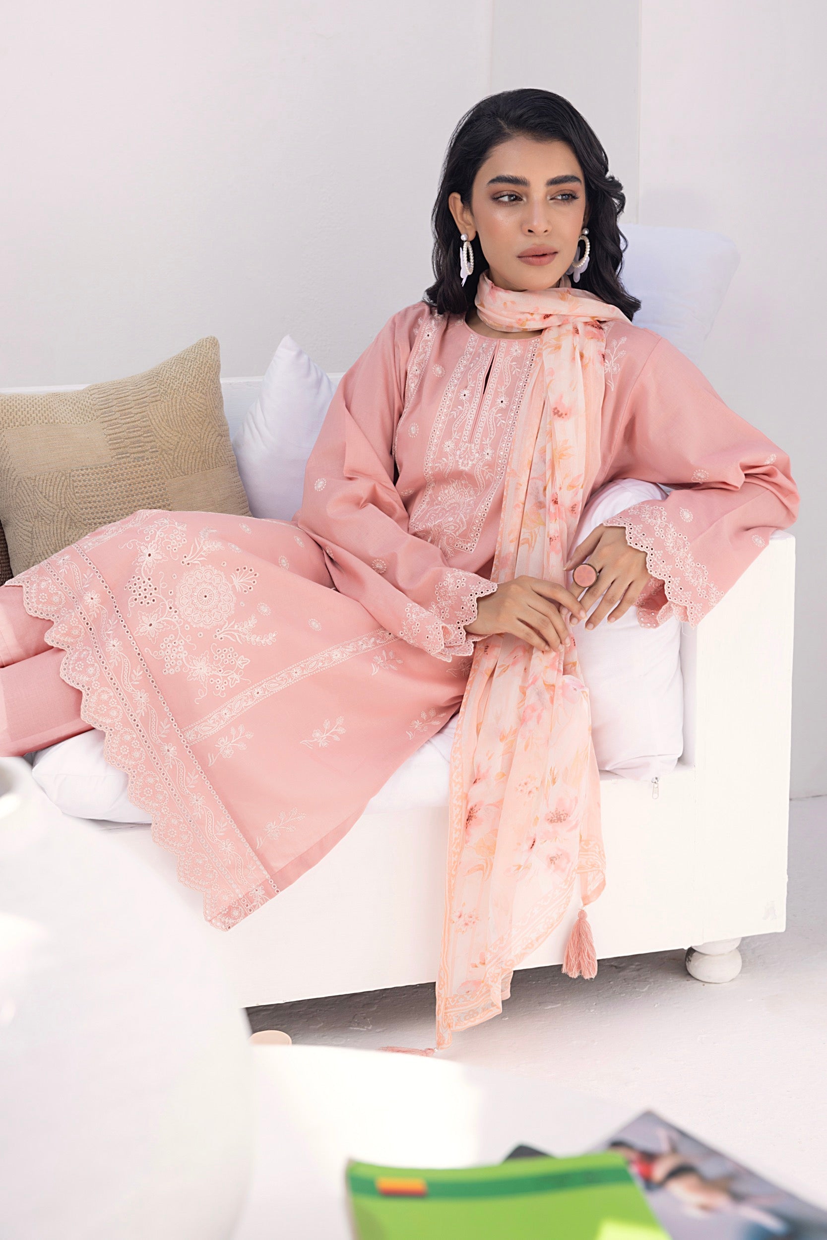 LSM | Winter Marina 24 | 0204 - Official LSM stockist in UK - Sakeena London