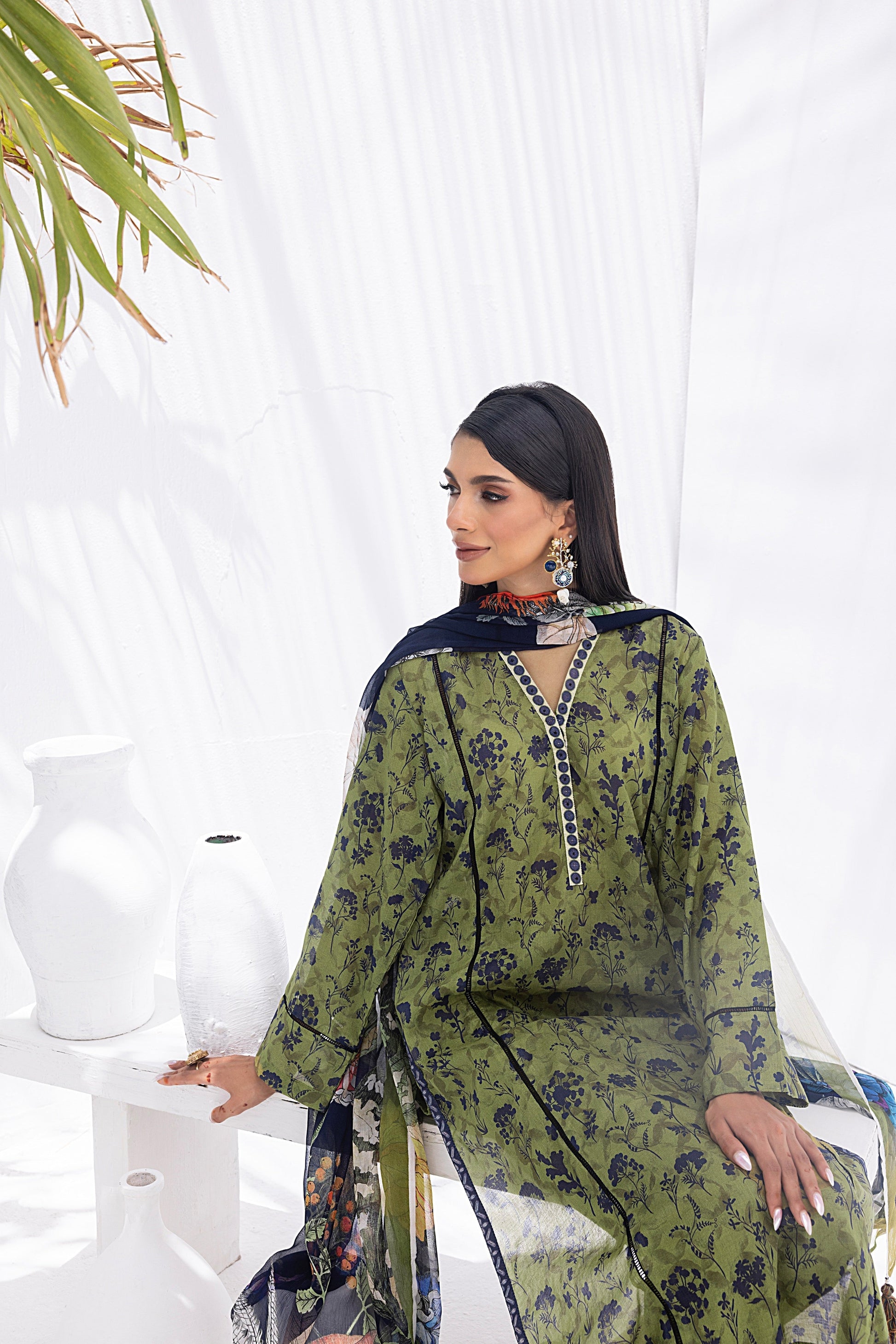 LSM | Winter Marina 24 | 0102 - Official LSM stockist in UK - Sakeena London