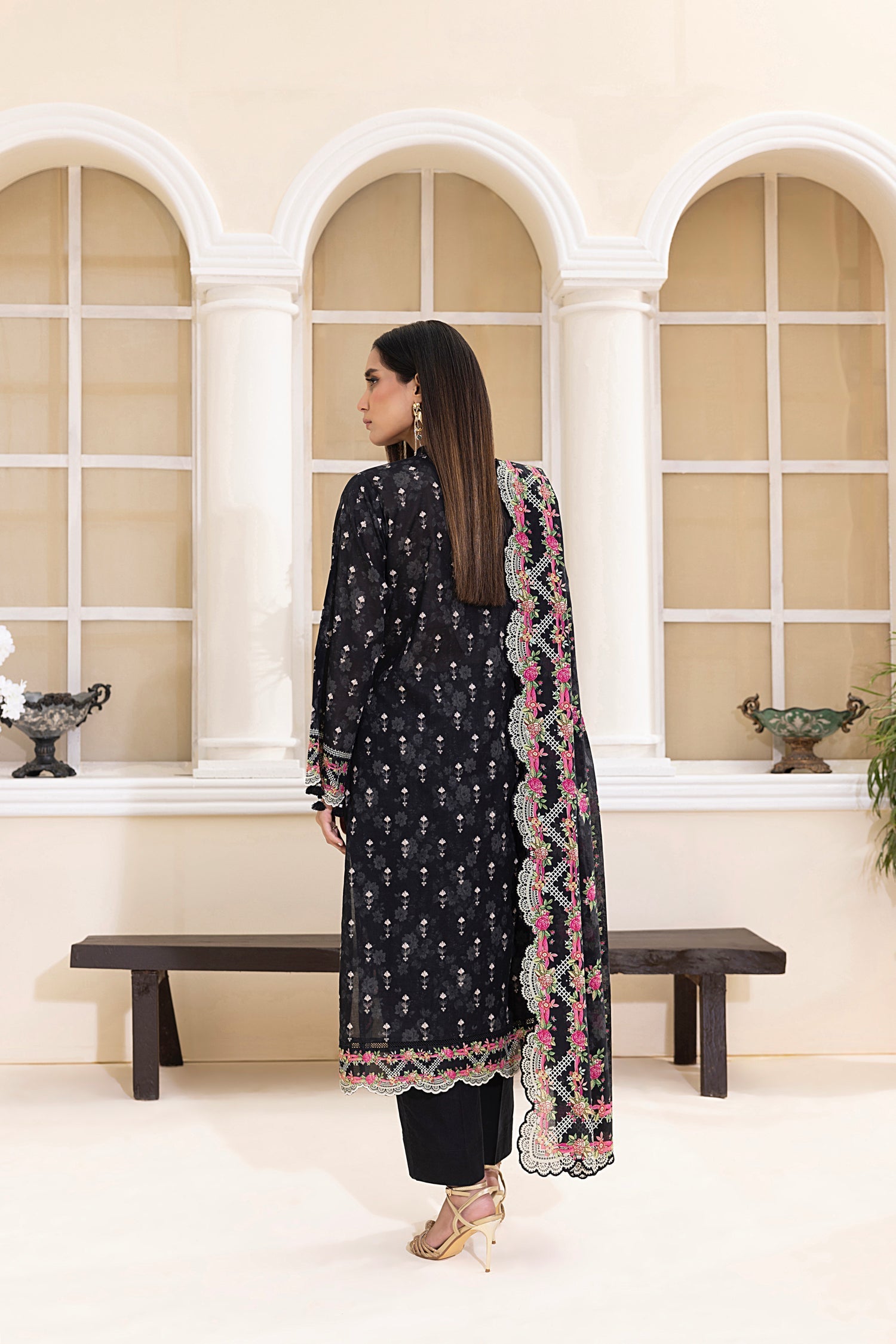 LSM | Embroidered and Printed Lawn | LG-MM-0220 - Official LSM stockist in UK - Sakeena London