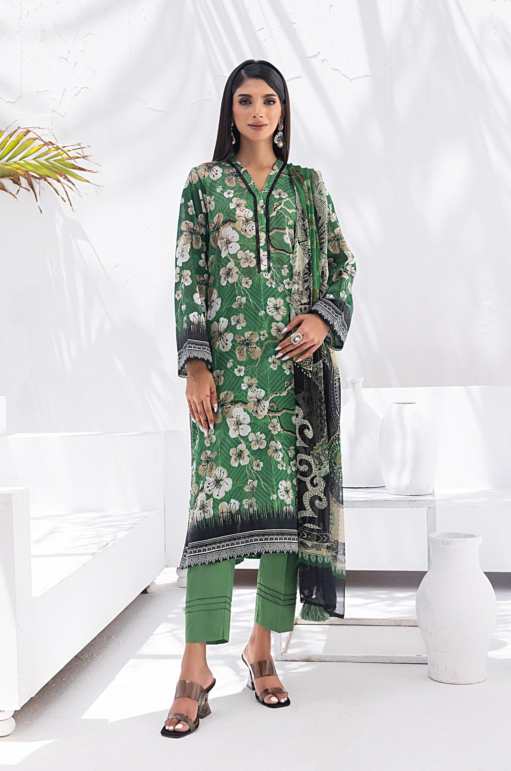 LSM | Winter Marina 24 | 0104 - Official LSM stockist in UK - Sakeena London