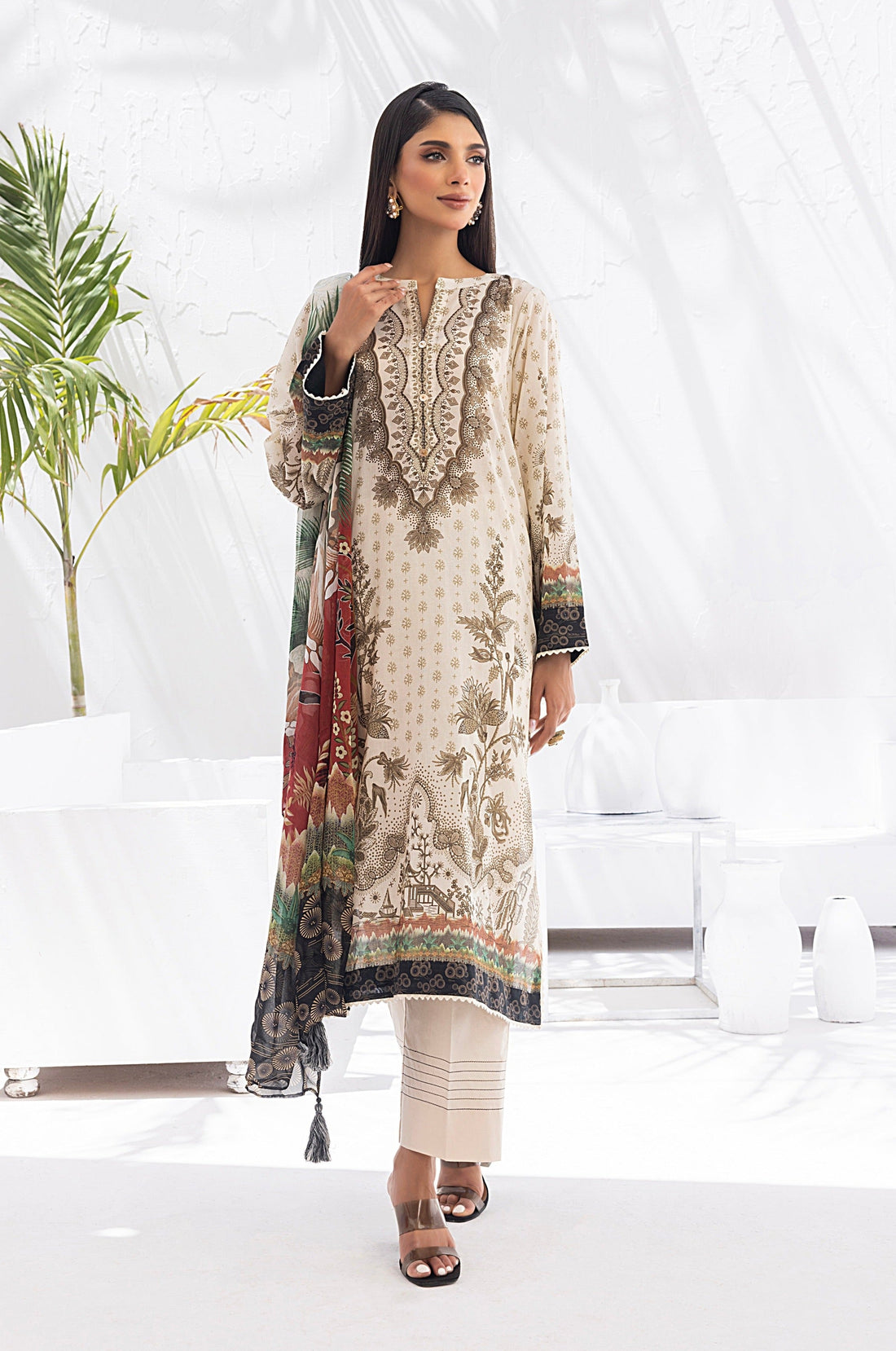 LSM | Winter Marina 24 | 0105 - Official LSM stockist in UK - Sakeena London
