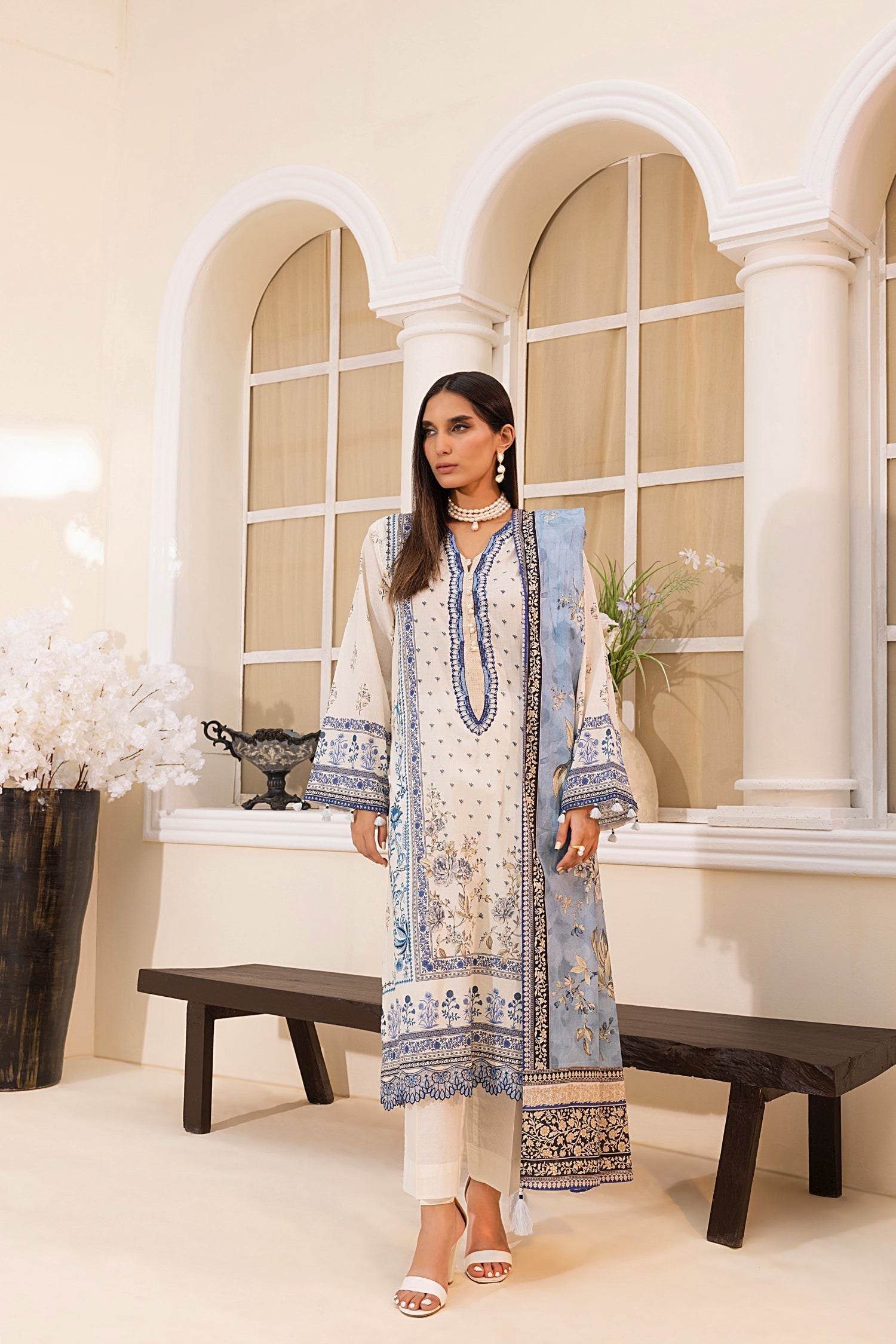 LSM | Embroidered and Printed Lawn | LG-MM-0223 - Official LSM stockist in UK - Sakeena London