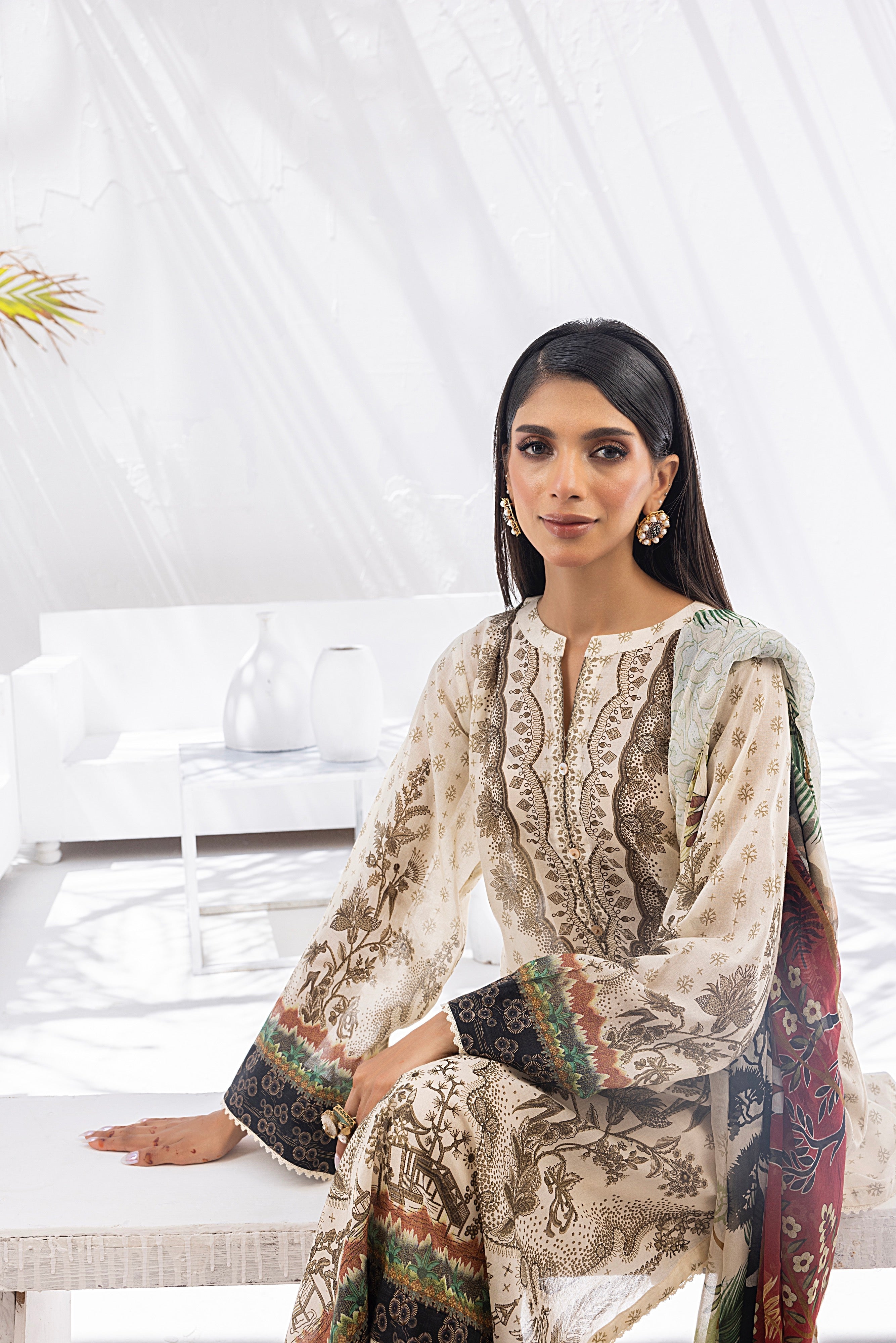 LSM | Winter Marina 24 | 0105 - Official LSM stockist in UK - Sakeena London