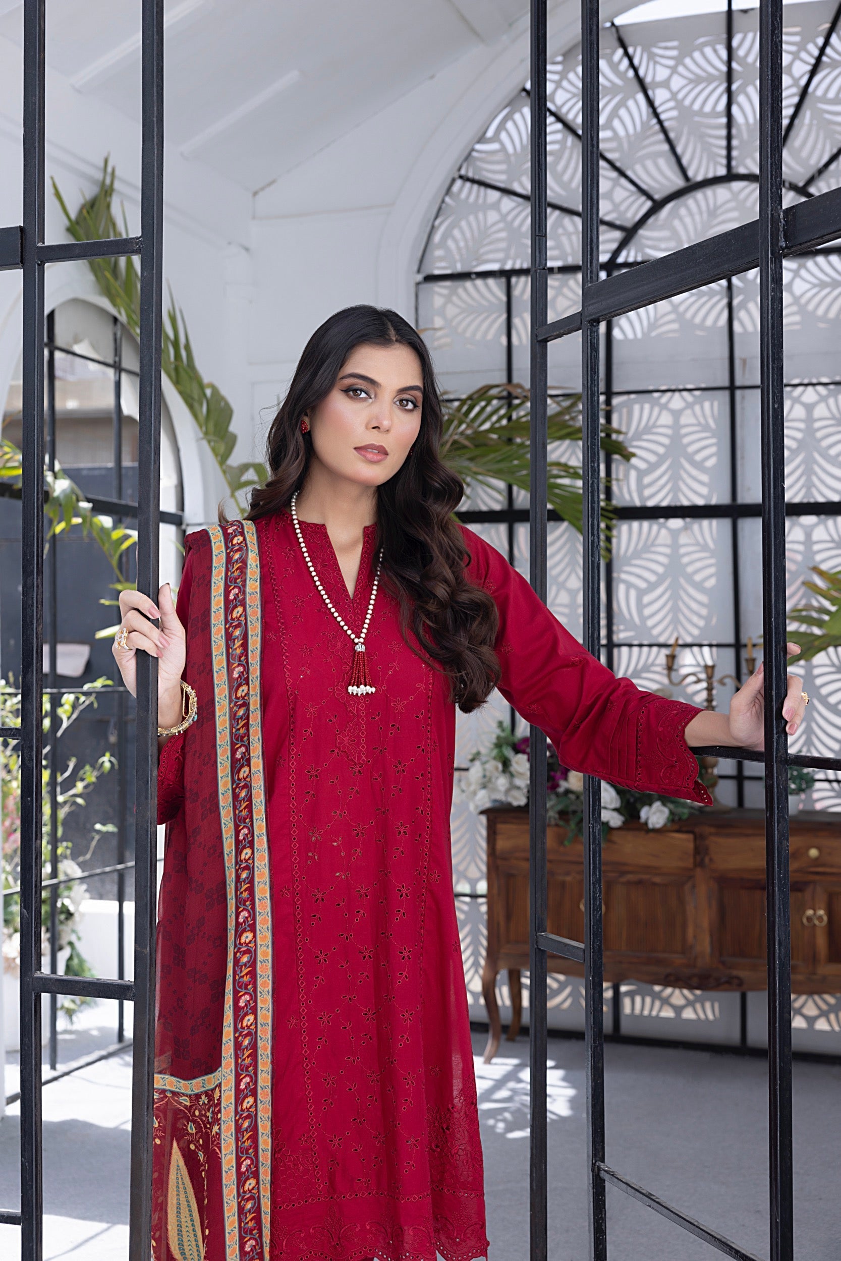 LSM | Winter Marina 24 | 0163 - Official LSM stockist in UK - Sakeena London