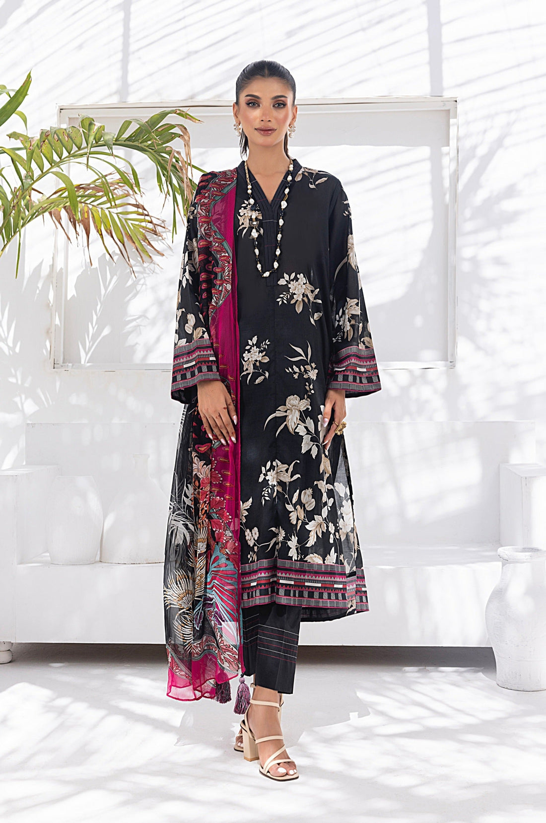 LSM | Winter Marina 24 | 0107 - Official LSM stockist in UK - Sakeena London