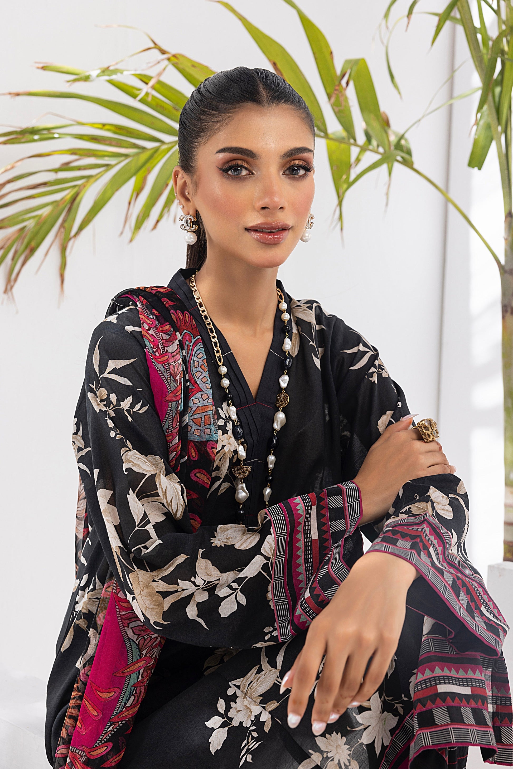 LSM | Winter Marina 24 | 0107 - Official LSM stockist in UK - Sakeena London