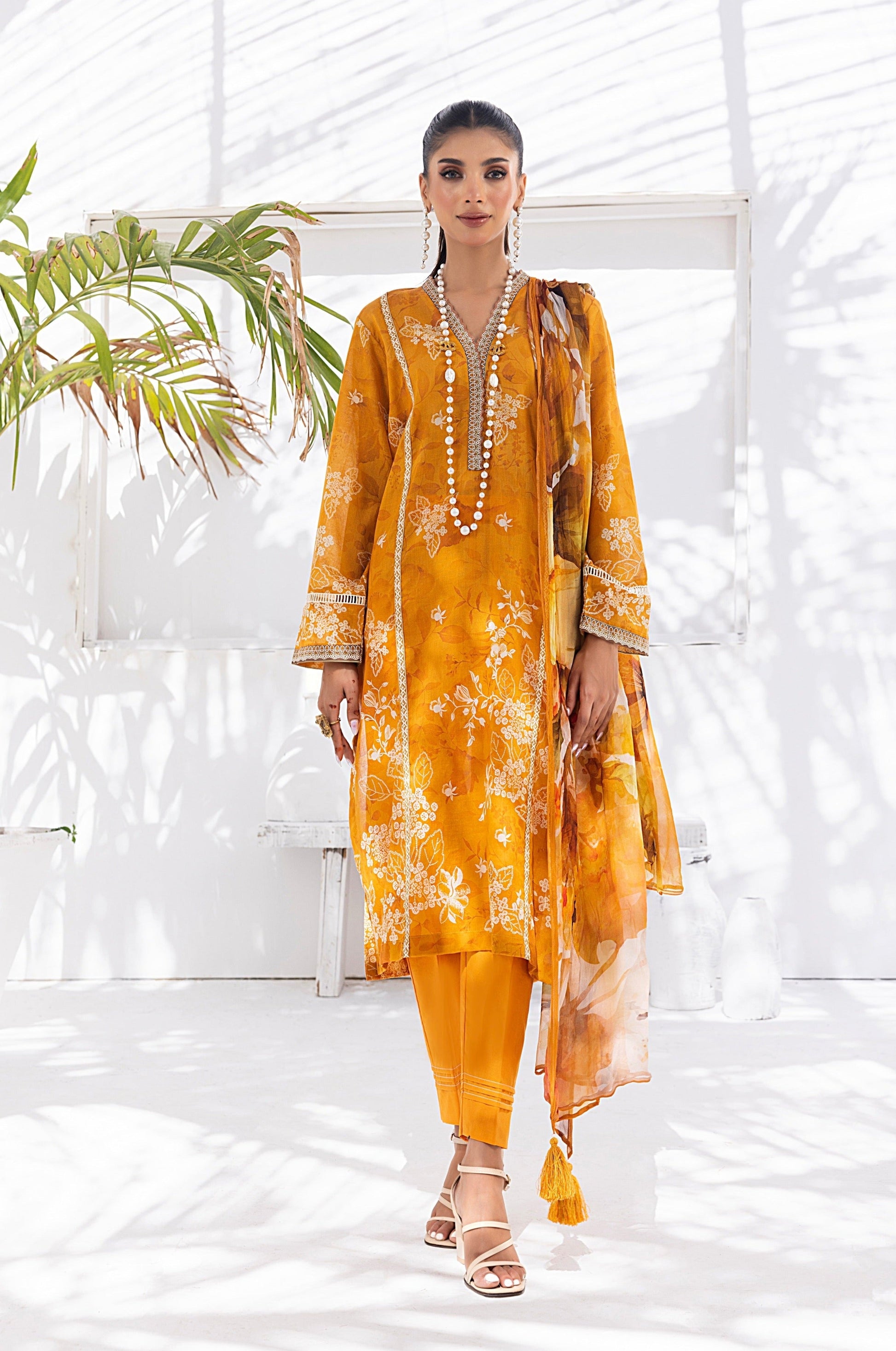 LSM | Winter Marina 24 | 0108 - Official LSM stockist in UK - Sakeena London