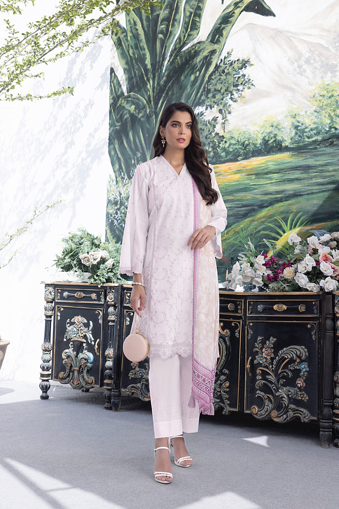 LSM | Winter Marina 24 | 0151 - Official LSM stockist in UK - Sakeena London