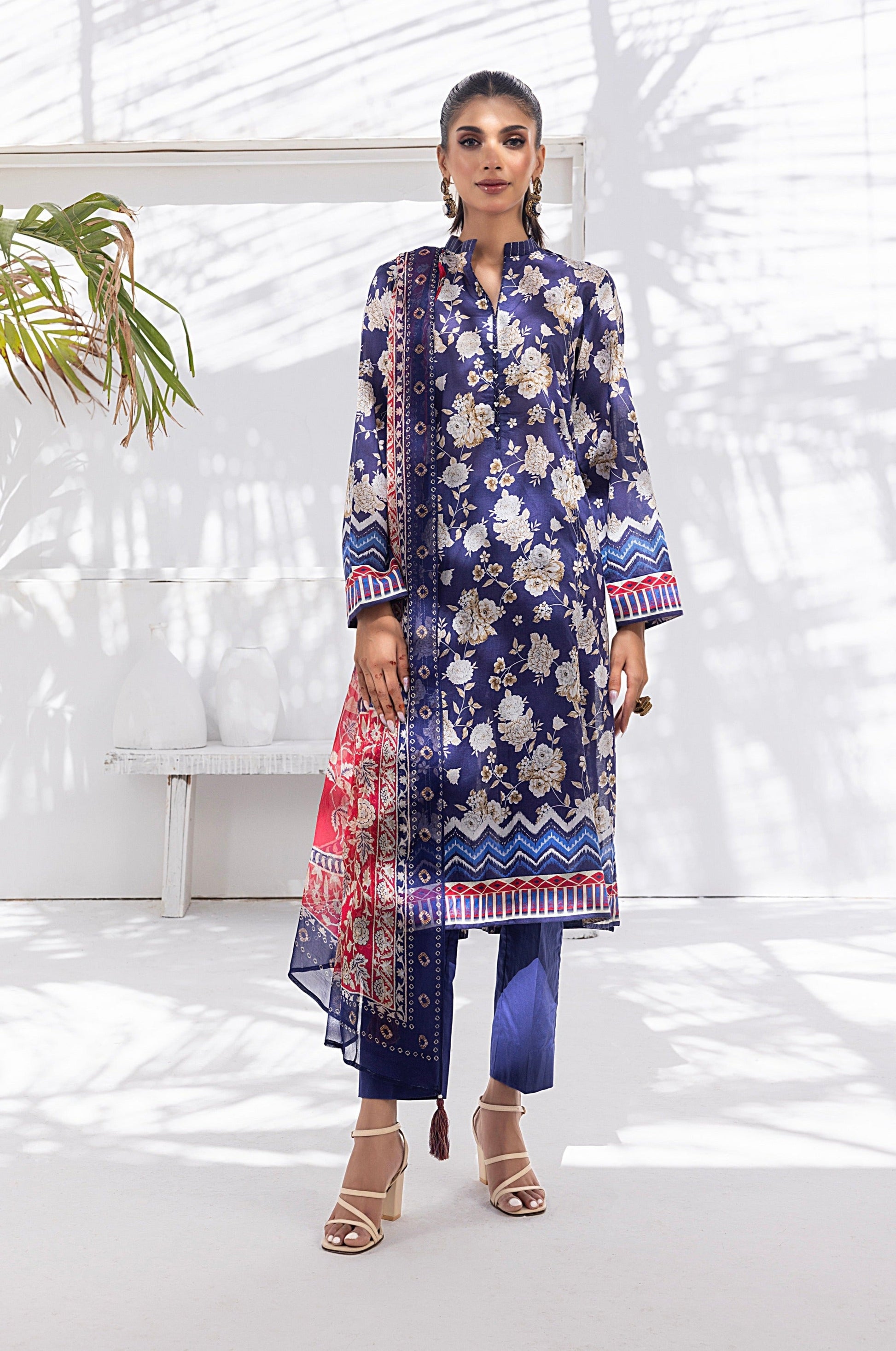 LSM | Winter Marina 24 | 0109 - Official LSM stockist in UK - Sakeena London