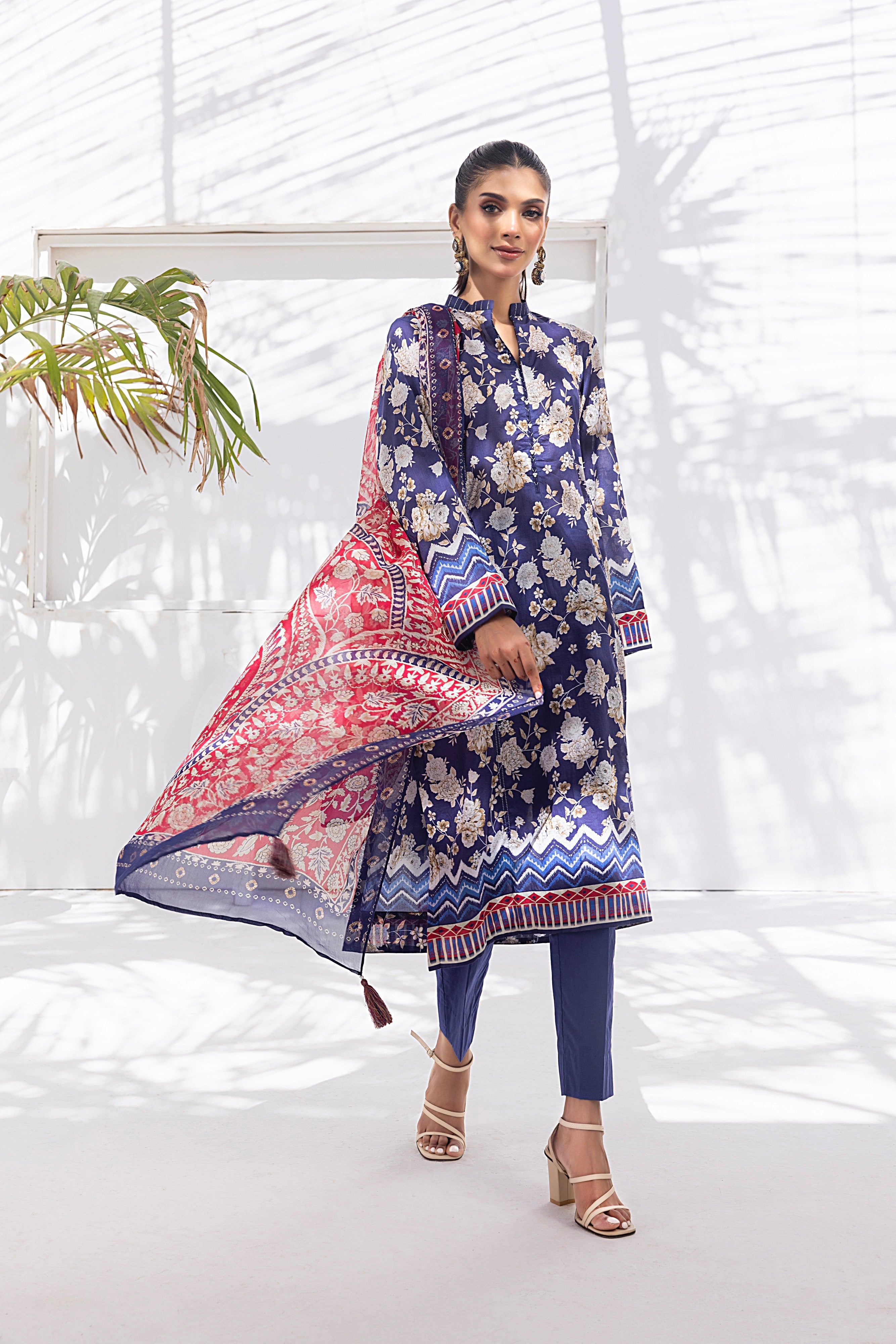 LSM | Winter Marina 24 | 0109 - Official LSM stockist in UK - Sakeena London