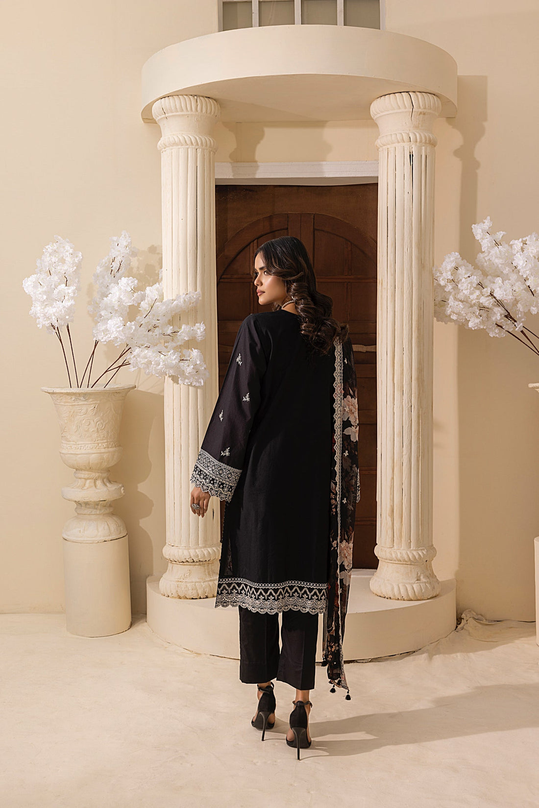 LSM | Embroidered and Printed Lawn | LG-RL-0059 - Official LSM stockist in UK - Sakeena London