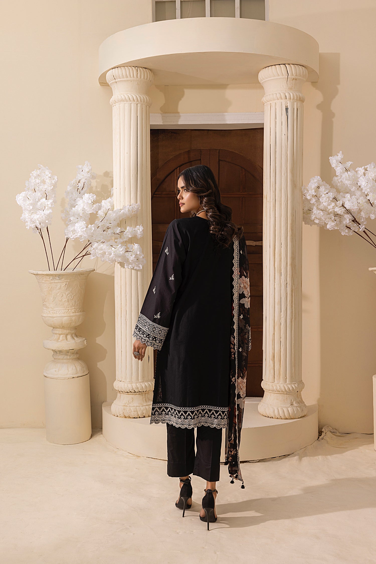 LSM | Embroidered and Printed Lawn | LG-RL-0059 - Official LSM stockist in UK - Sakeena London