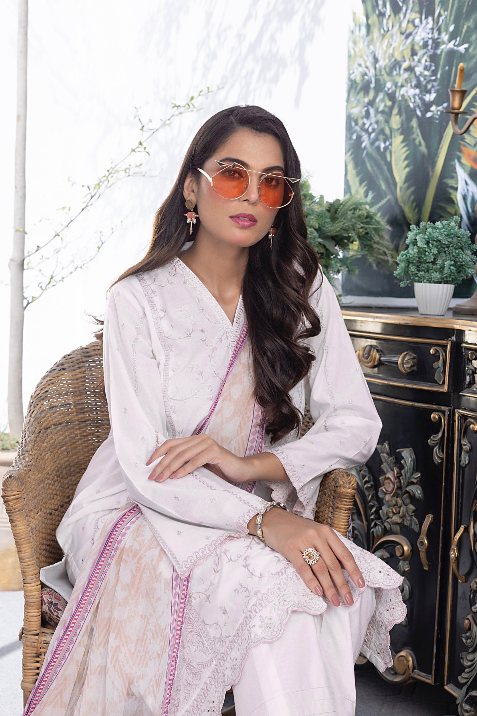 LSM | Winter Marina 24 | 0151 - Official LSM stockist in UK - Sakeena London
