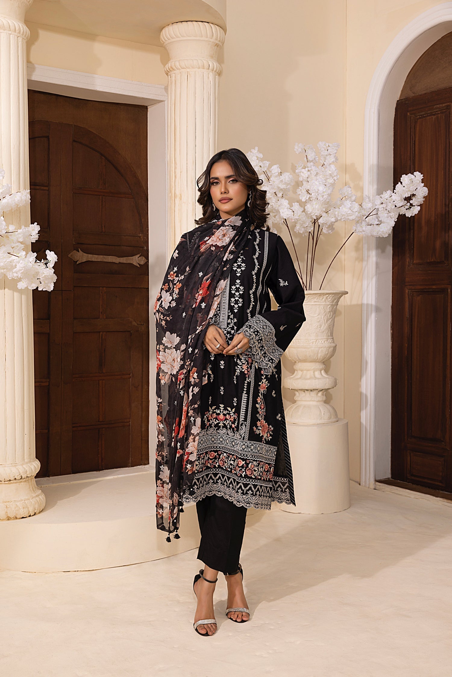 LSM | Embroidered and Printed Lawn | LG-RL-0059 - Official LSM stockist in UK - Sakeena London