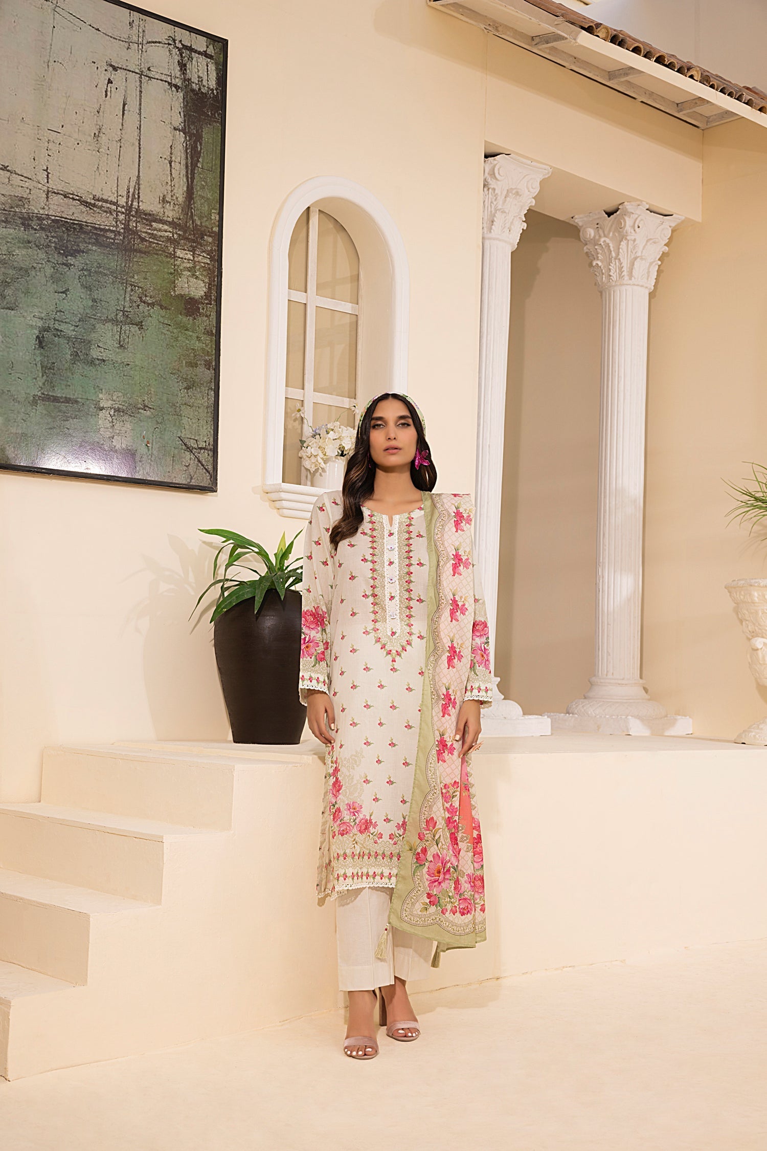 LSM | Embroidered and Printed Lawn | LG-MM-0245 - Official LSM stockist in UK - Sakeena London