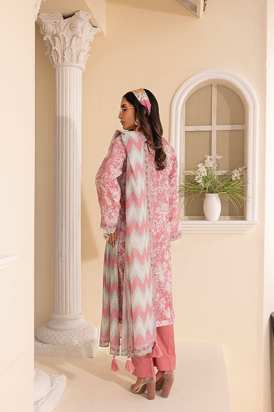 LSM | Embroidered and Printed Lawn | LG-MM-0247 - Official LSM stockist in UK - Sakeena London