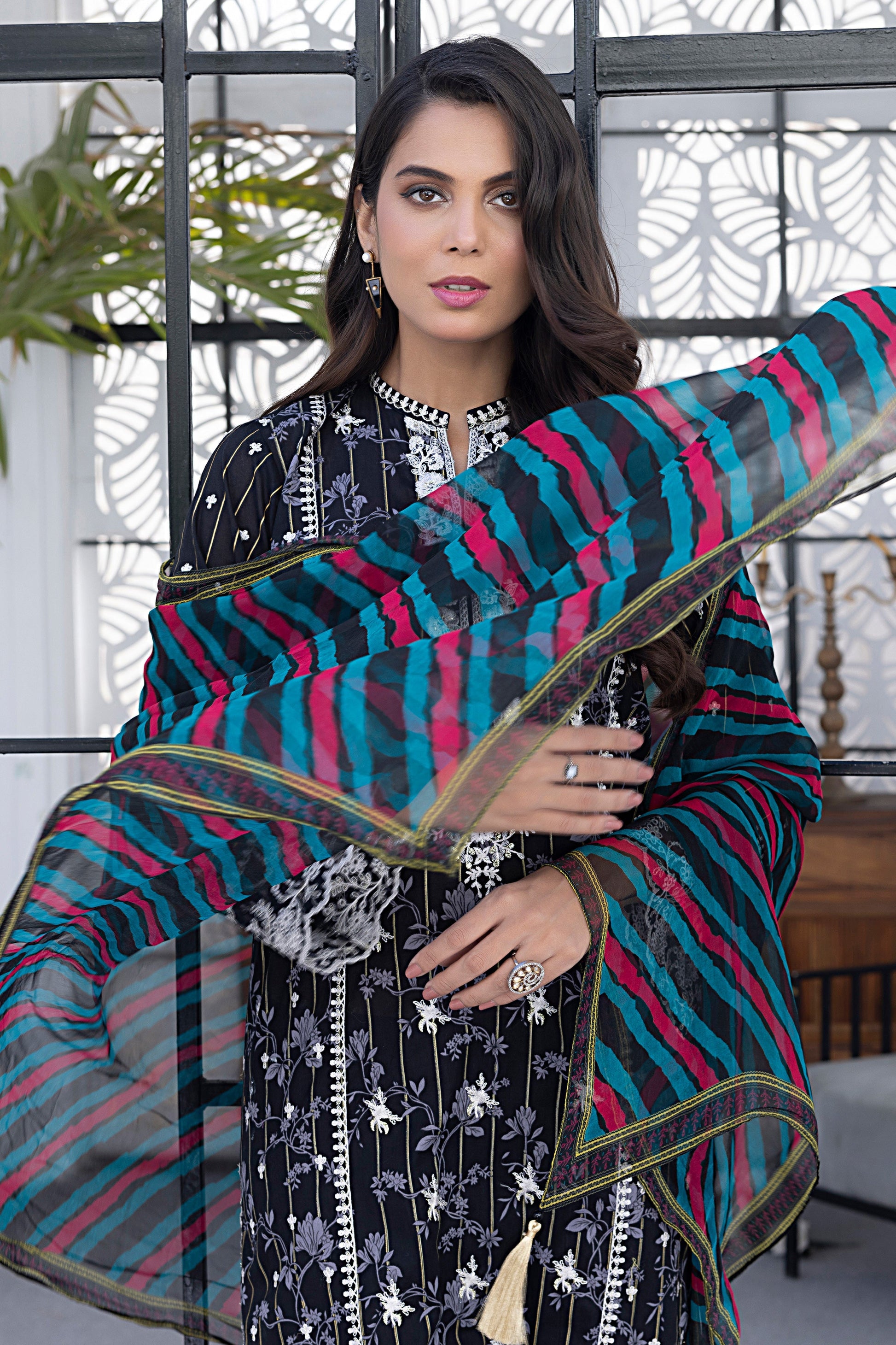 LSM | Winter Marina 24 | 0171 - Official LSM stockist in UK - Sakeena London