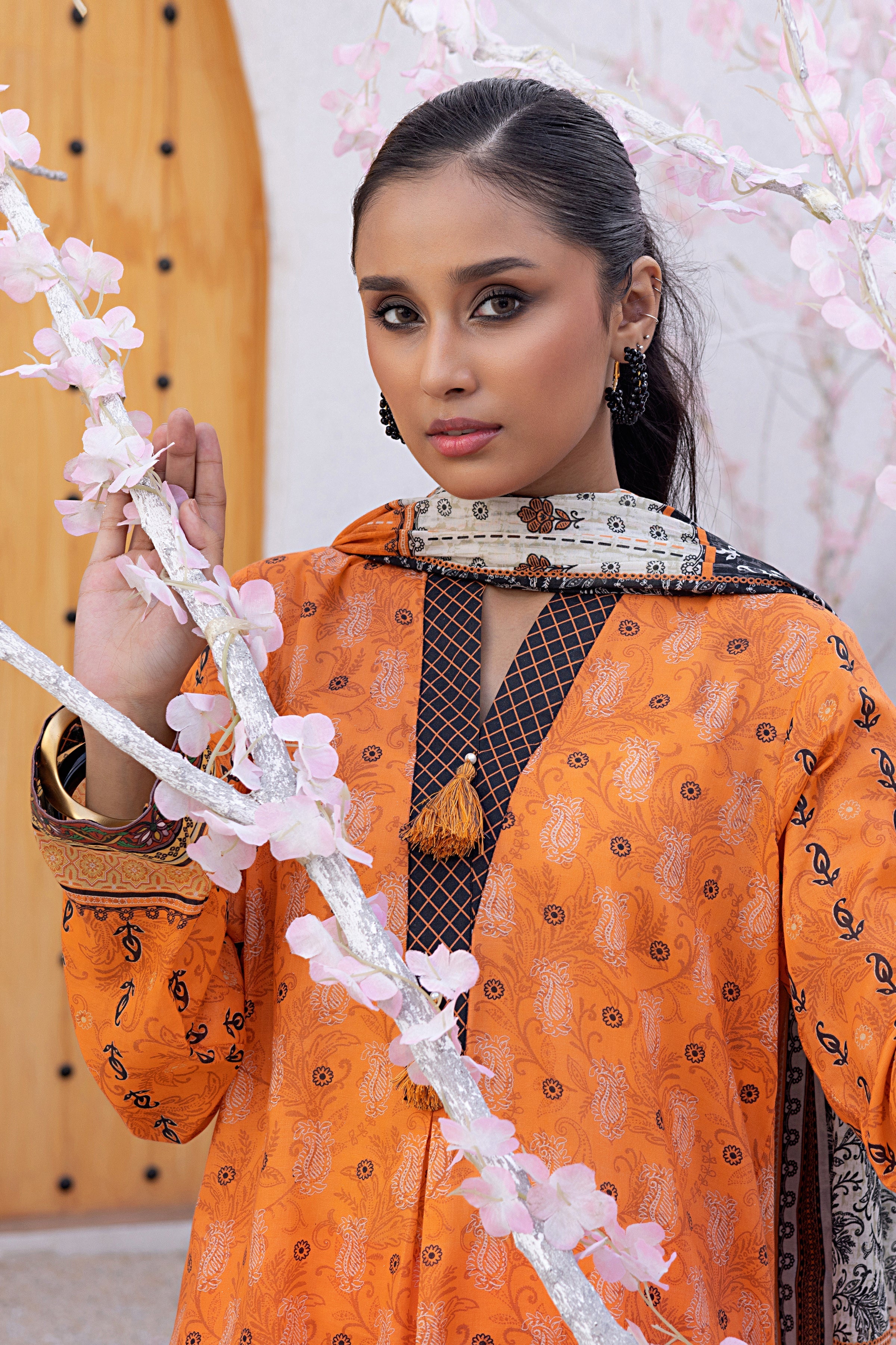 LSM | Winter Marina 24 | 0043 - Official LSM stockist in UK - Sakeena London