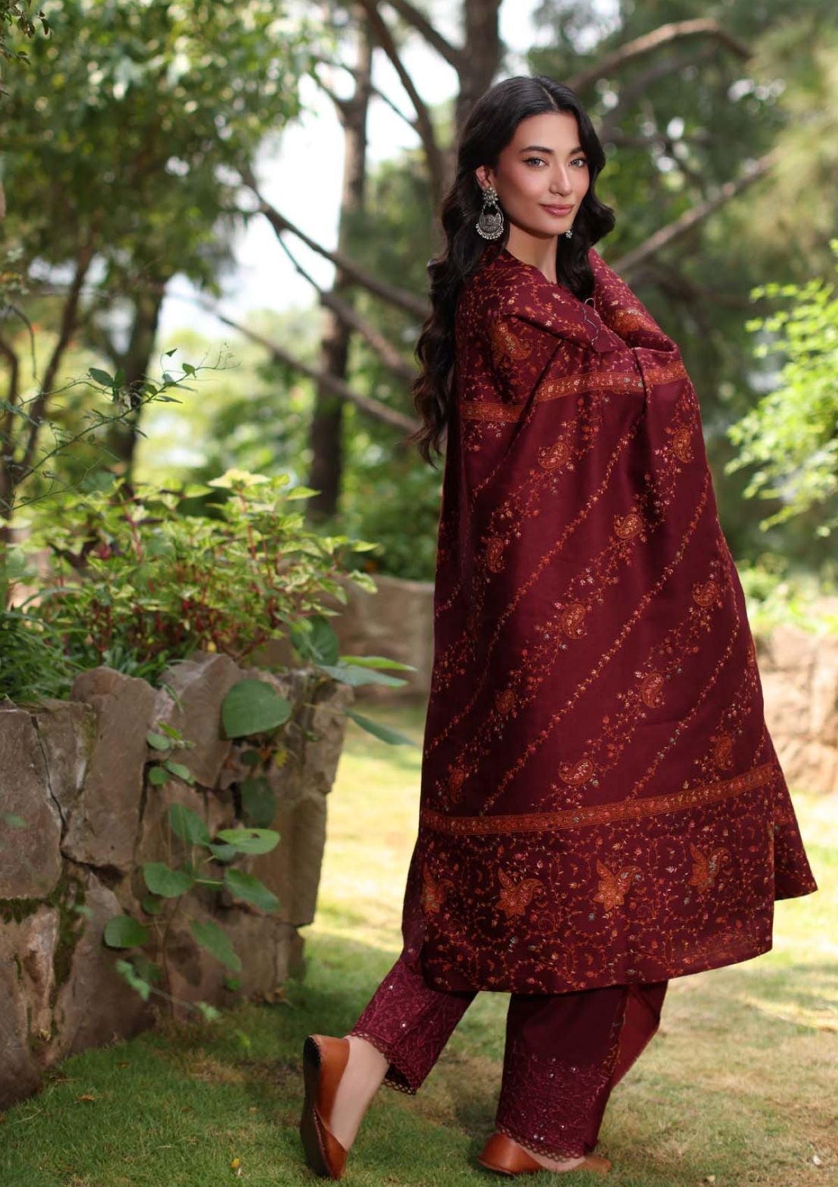 Winter Collection - Noor - Saadia Asad - Suzaanikari - NSK24#01
