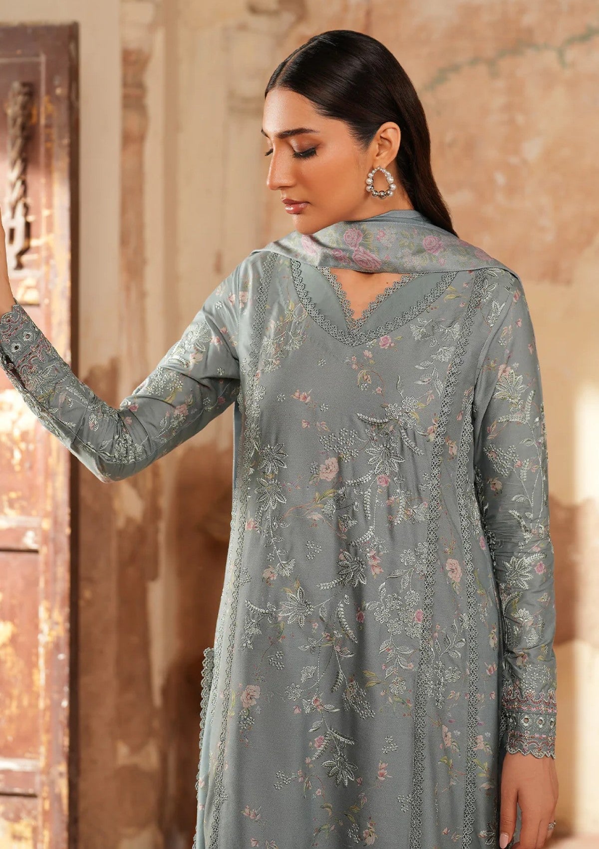 Winter - Iznik - Pre-Fall 25 - IPF#10