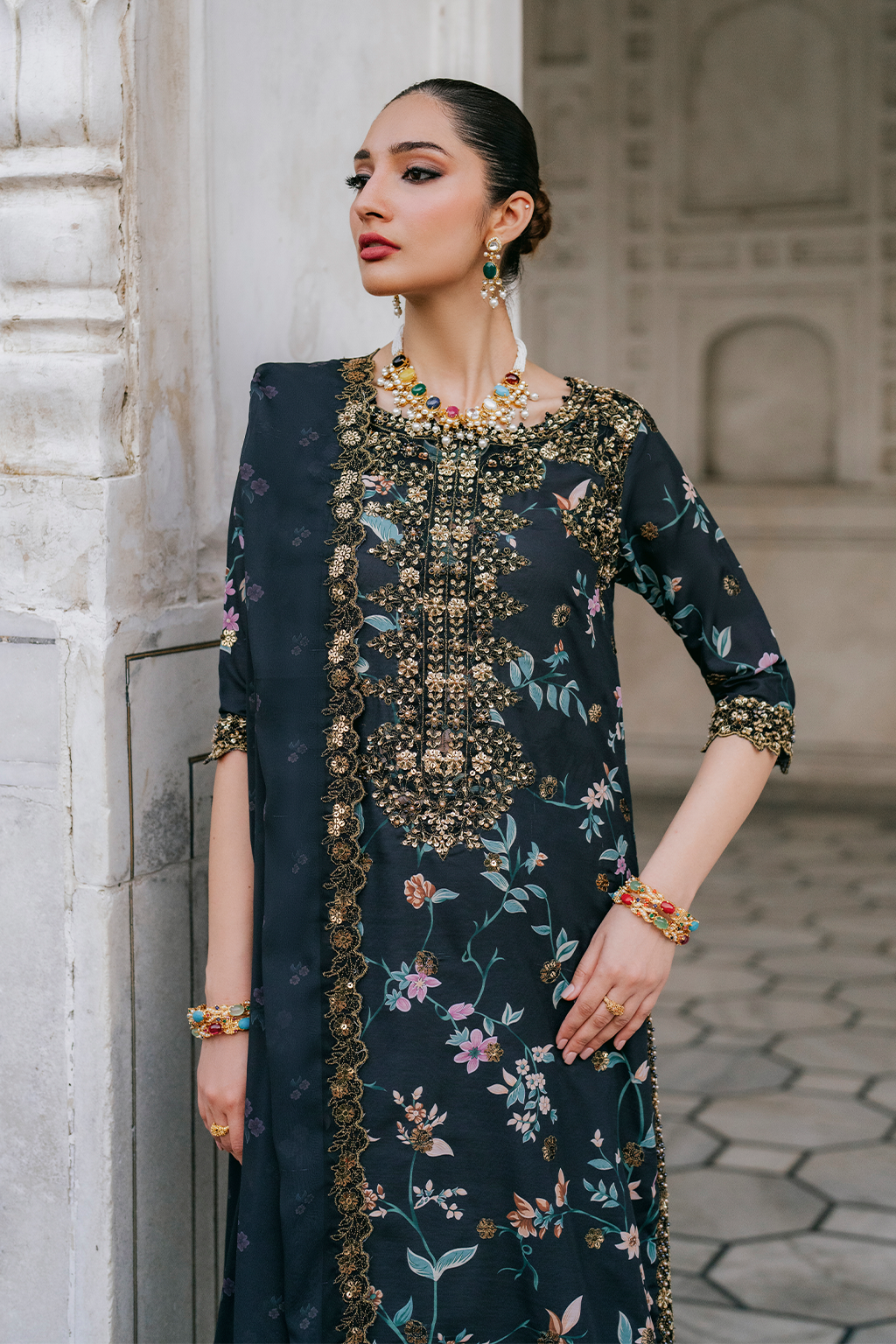 Iznik | Formal Wear | UE-317 - Official Iznik stockist in UK - Sakeena London