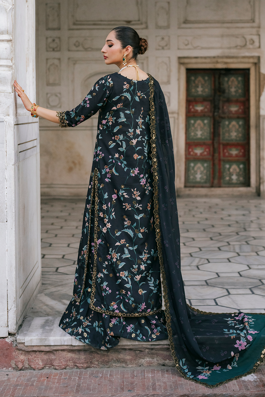 Iznik | Formal Wear | UE-317 - Official Iznik stockist in UK - Sakeena London