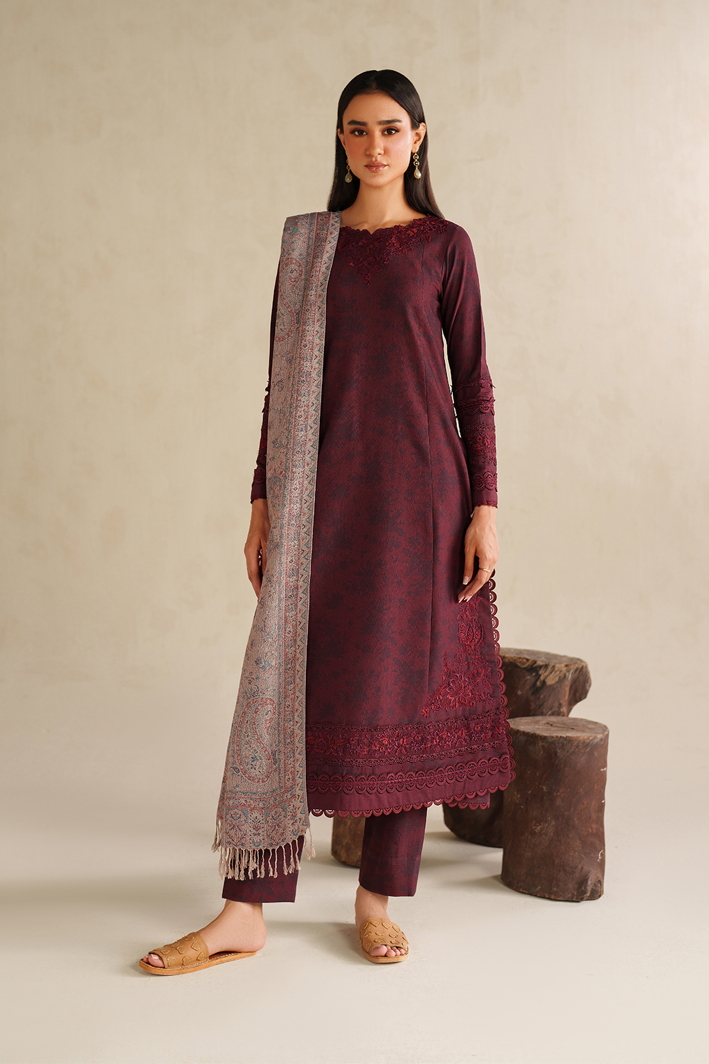 Iznik | Winter Chapter 25 | UE-590 Printed Khaddar - Official Iznik stockist in UK - Sakeena London
