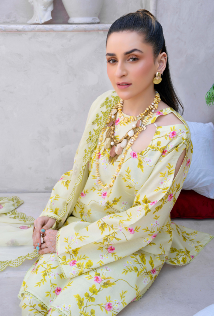 Humdum | Gardenia Lawn 24 | PLG 3 - D07 - Official HumDum stockist in UK - Sakeena London