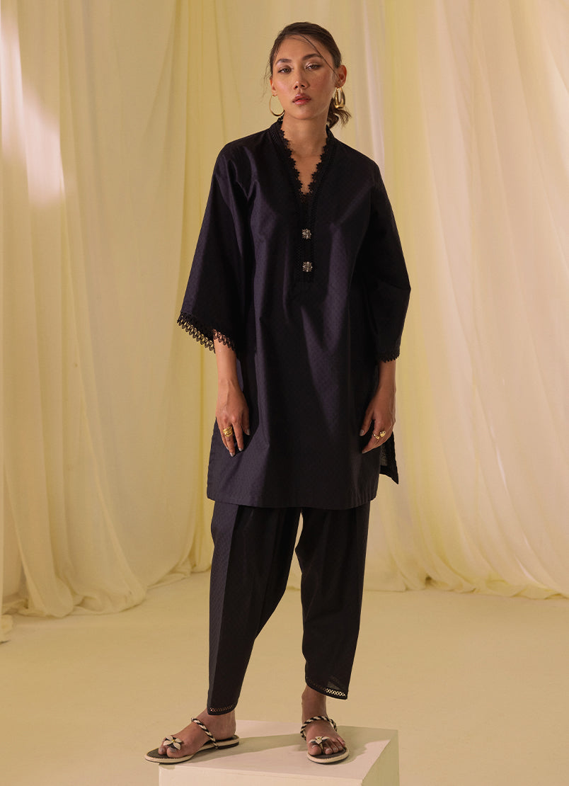 Image | Spring Basics 25 | IJSL-214004-12181 - Official Image stockist in UK - Sakeena London