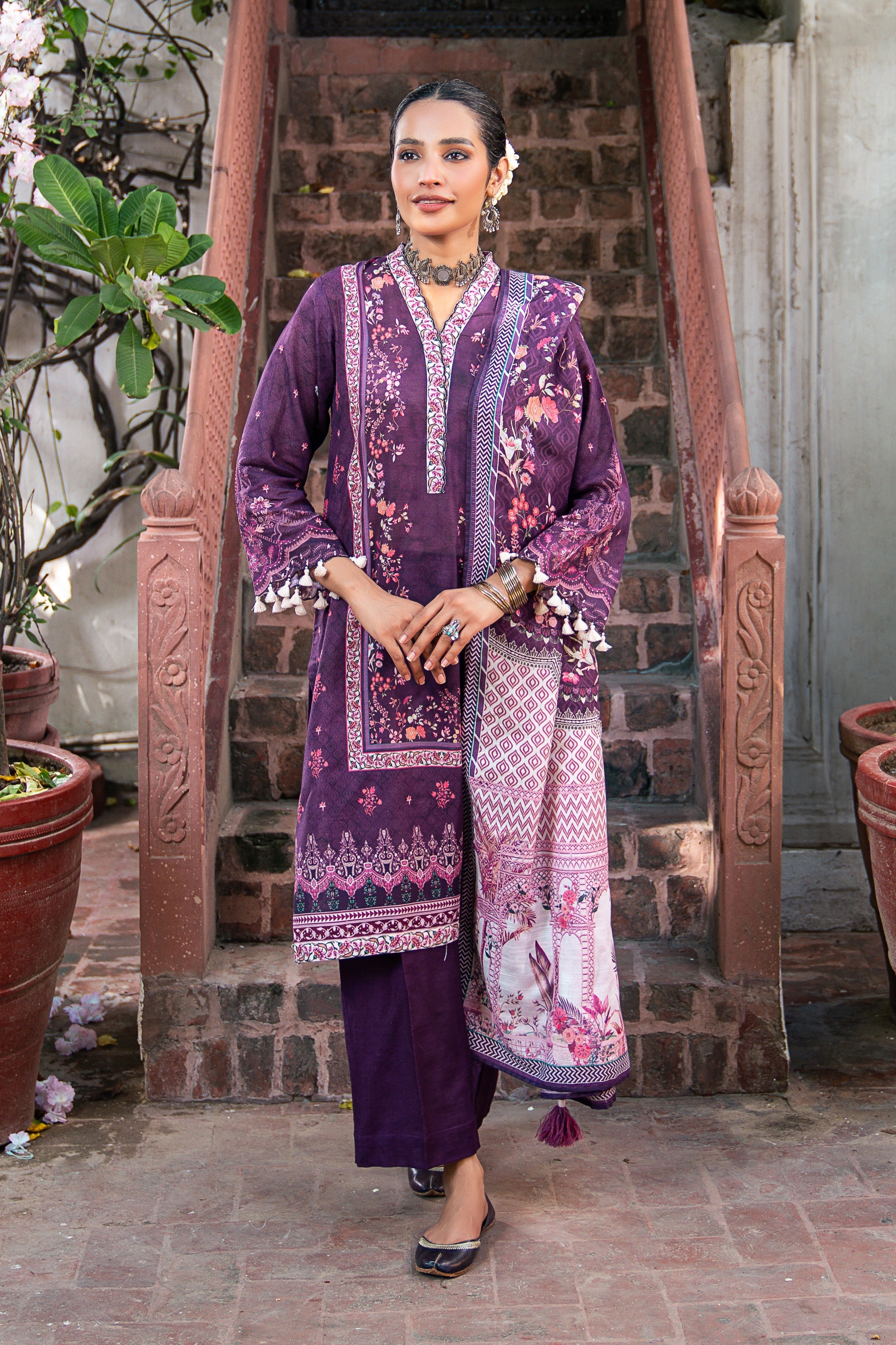 LSM | Winter Marina 24 | R-0078 - Official LSM stockist in UK - Sakeena London