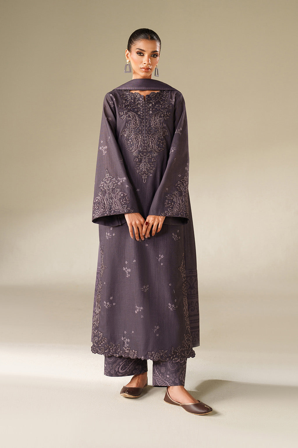 Iznik | Winter Chapter 25 | UE-558 Printed Khaddar - Official Iznik stockist in UK - Sakeena London