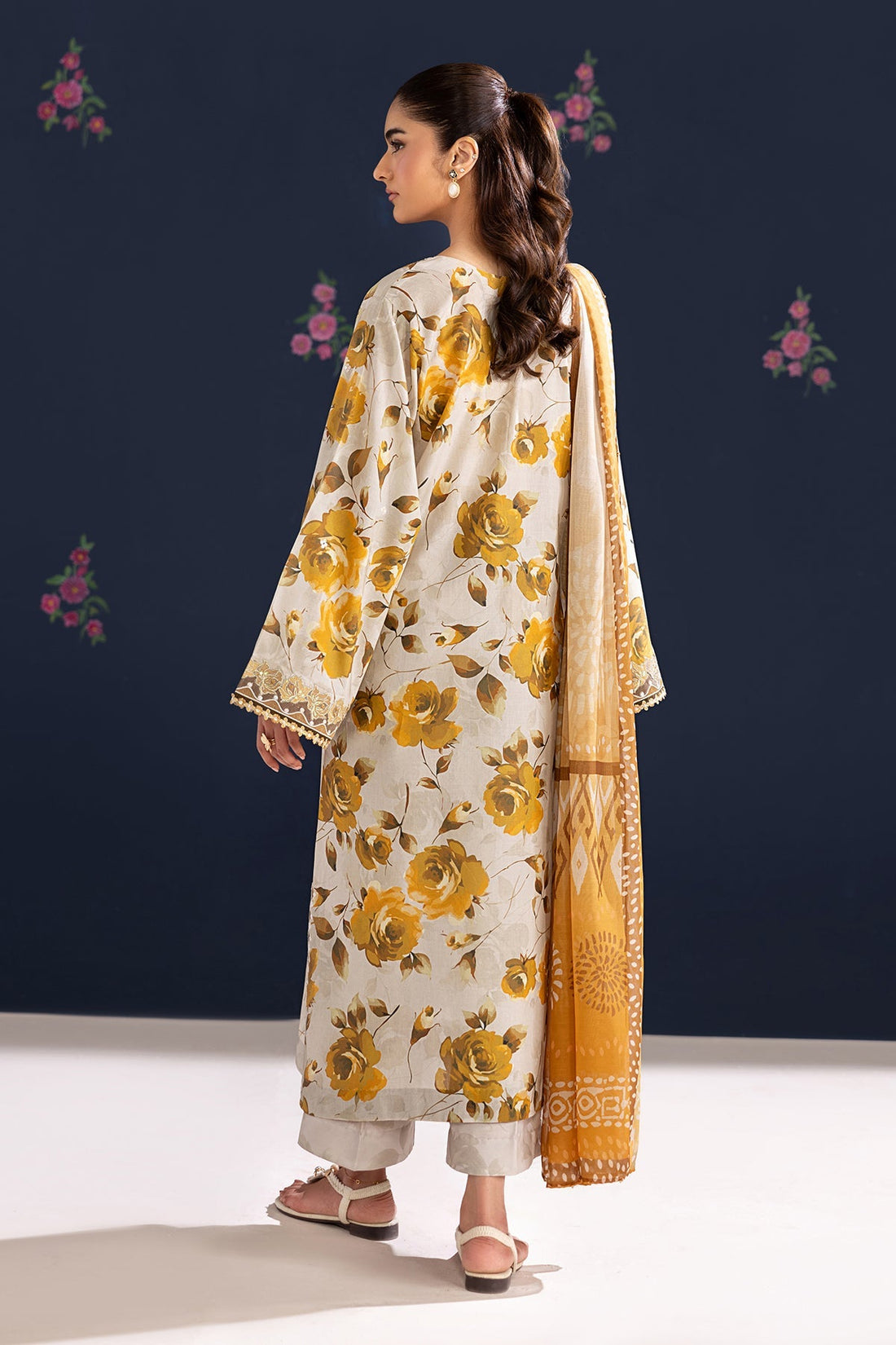 Baroque | Luxury Summer Pret | UF-4462
