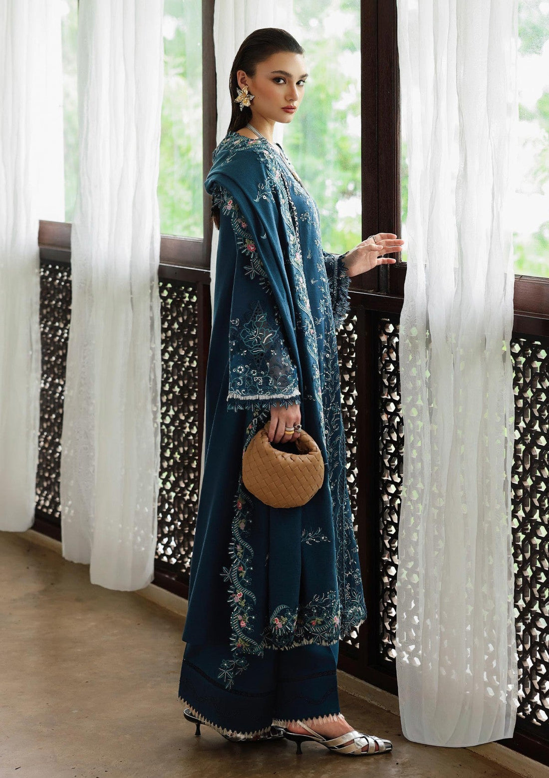 Winter - Qalamkar - Qline - Linen 25 - QLM#05 - LUSH