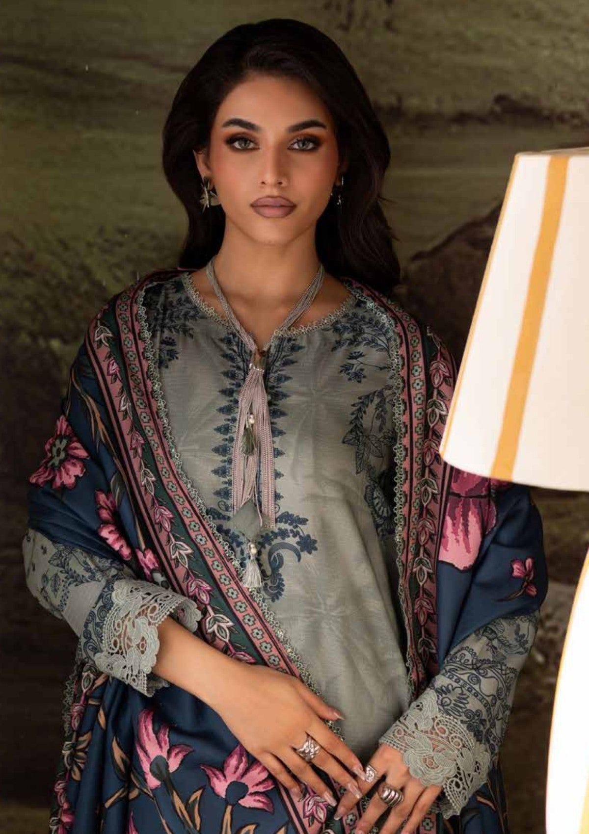 Winter - Nureh - Signature Prints - Doriya Linen 25 - SP#174