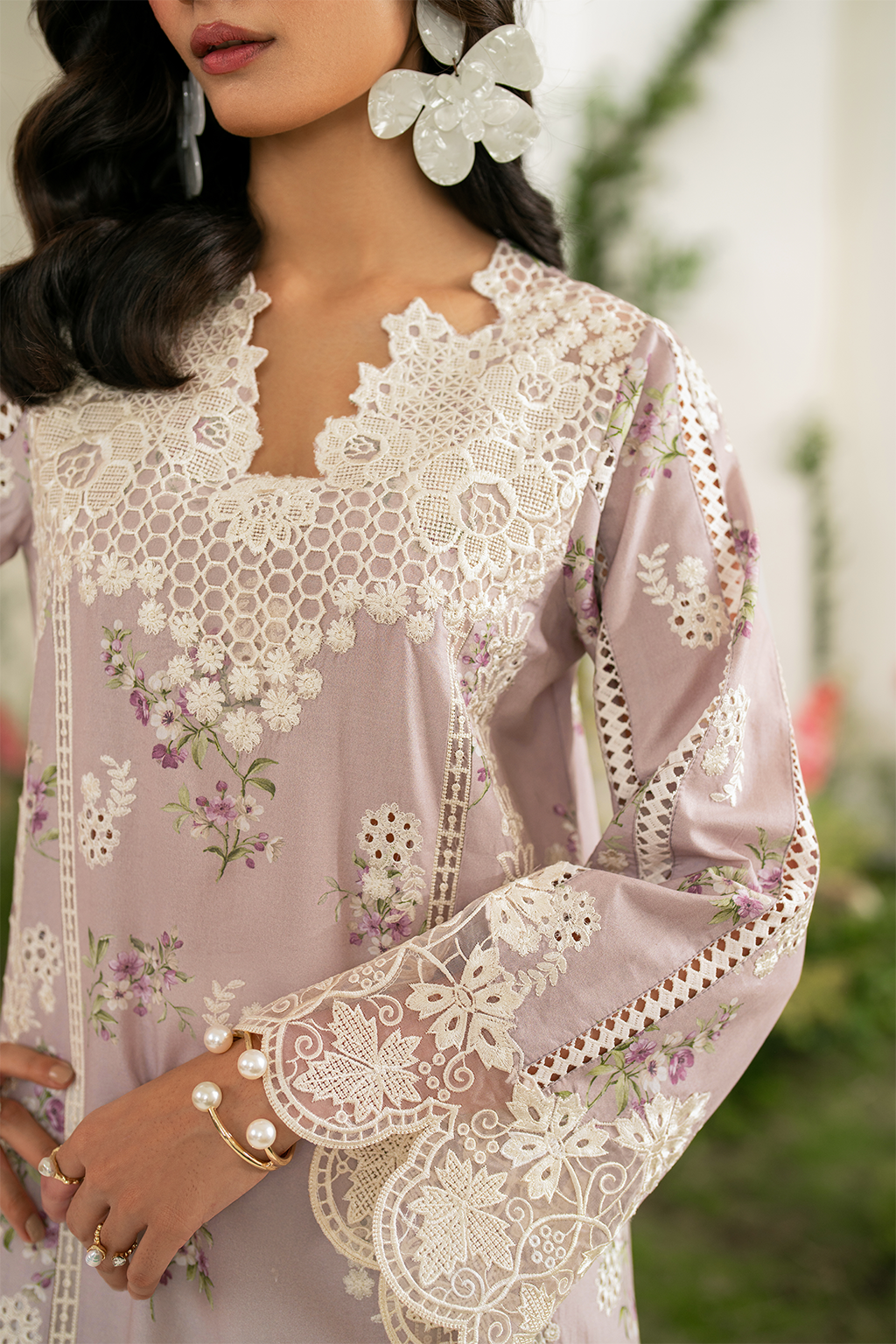 Iznik | Festive Edition | IFE-09 - Official Iznik stockist in UK - Sakeena London
