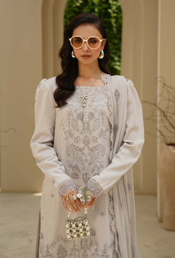 Humdum | Mushak26 | Mushak - D07 - Official Humdum stockist in UK - Sakeena London