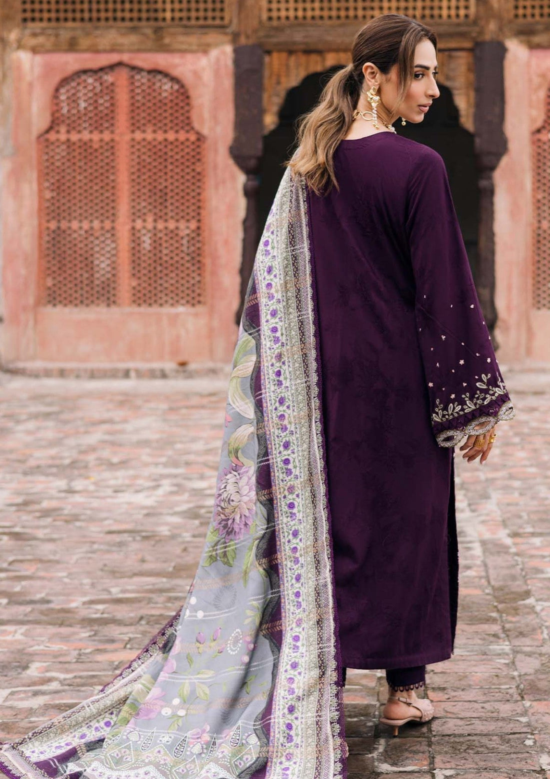 Winter - Nureh - Maya Linen 25 - NML#104