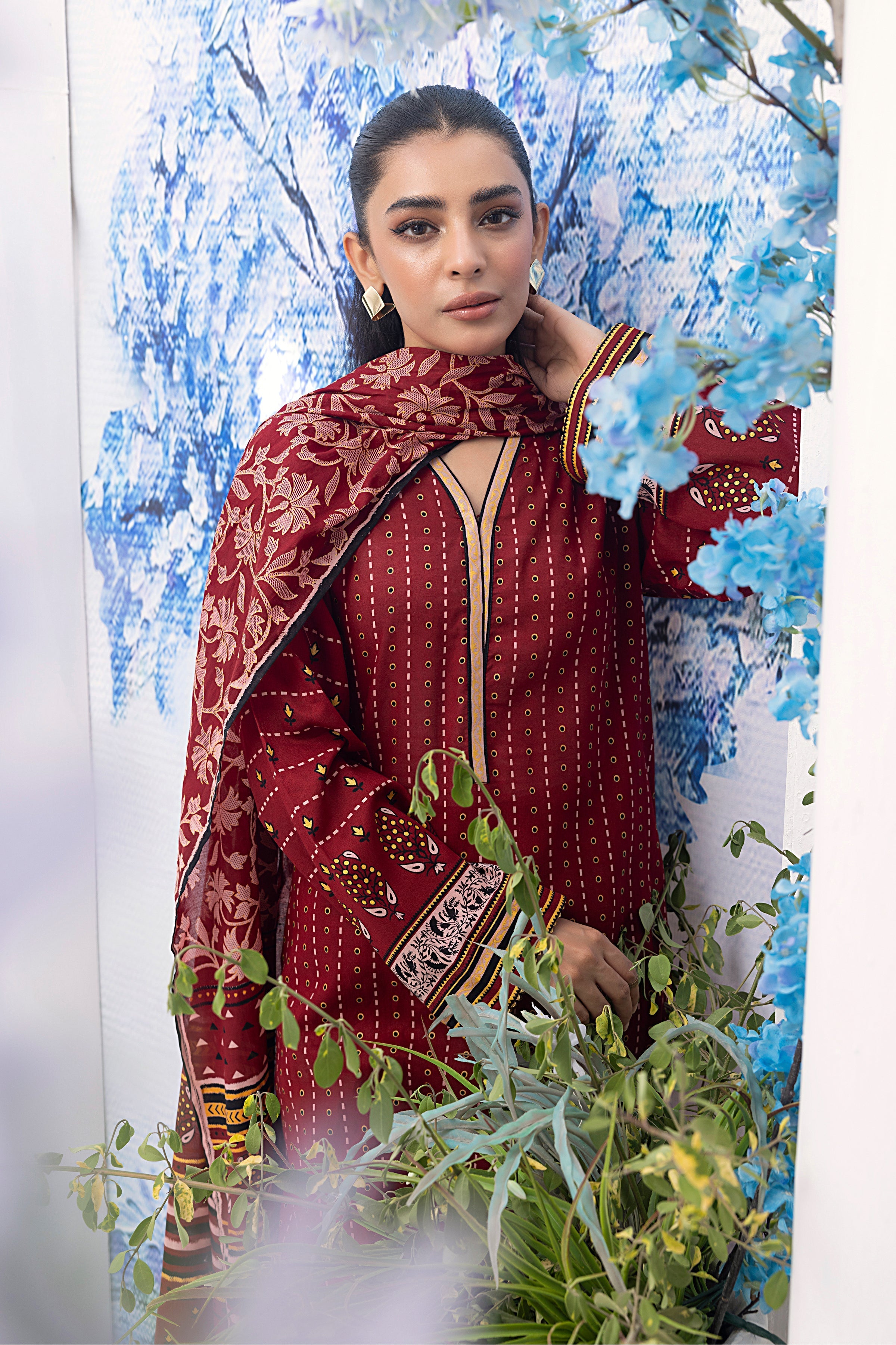 LSM | Winter Marina 24 | 0240 - Official LSM stockist in UK - Sakeena London