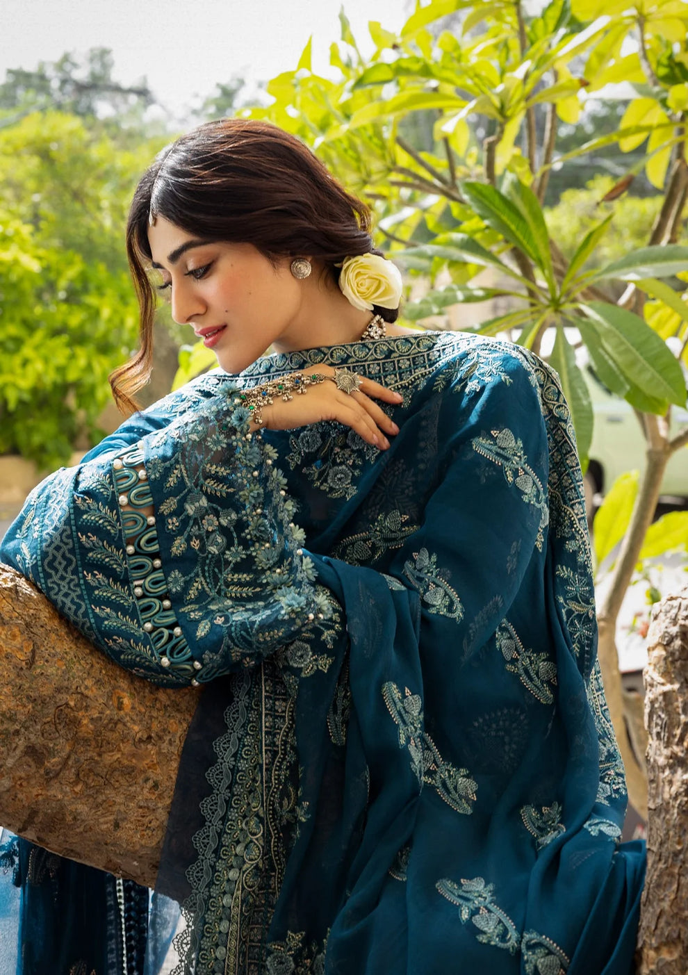 Kahf Premium | Karandi 25 | CYARA - Official Kahf Premium stockist in UK - Sakeena London