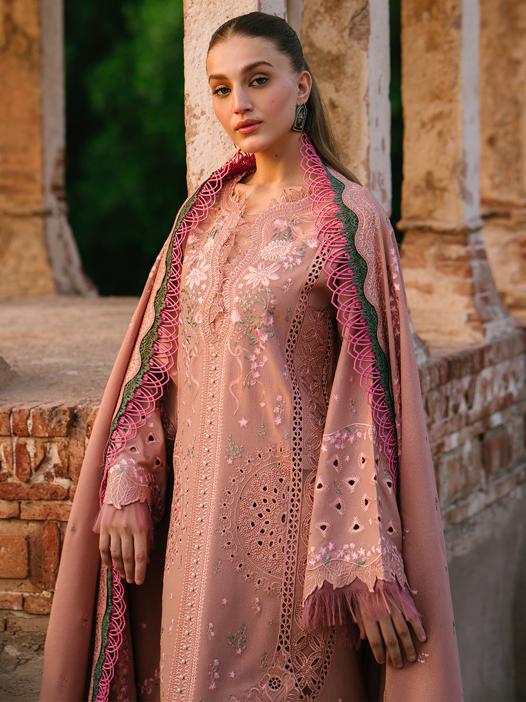 Bin Ilyas | Gulabi Baagh Winter 24 | 152 A - Official Bin Ilyas stockist in UK - Sakeena London