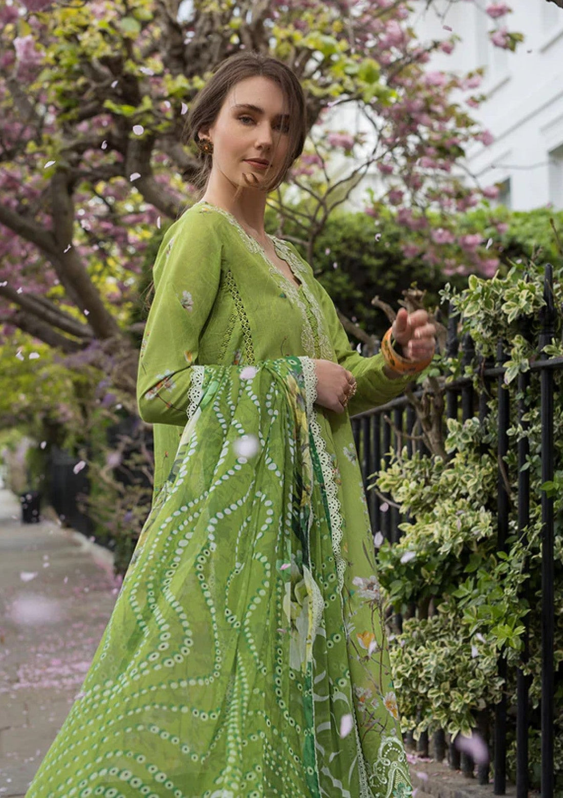 Lawn - Sobia Nazir - Basics 25 - SNBS#3A