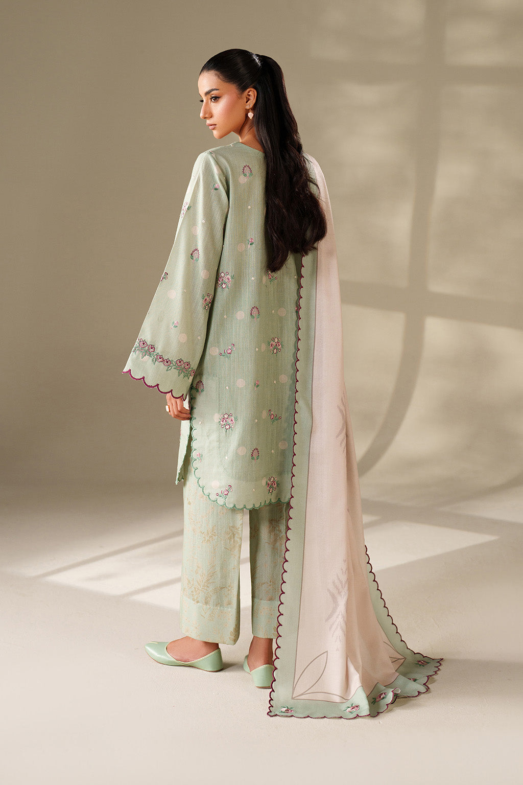 Iznik | Winter Chapter 25 | UE-563 Printed Khaddar - Official Iznik stockist in UK - Sakeena London